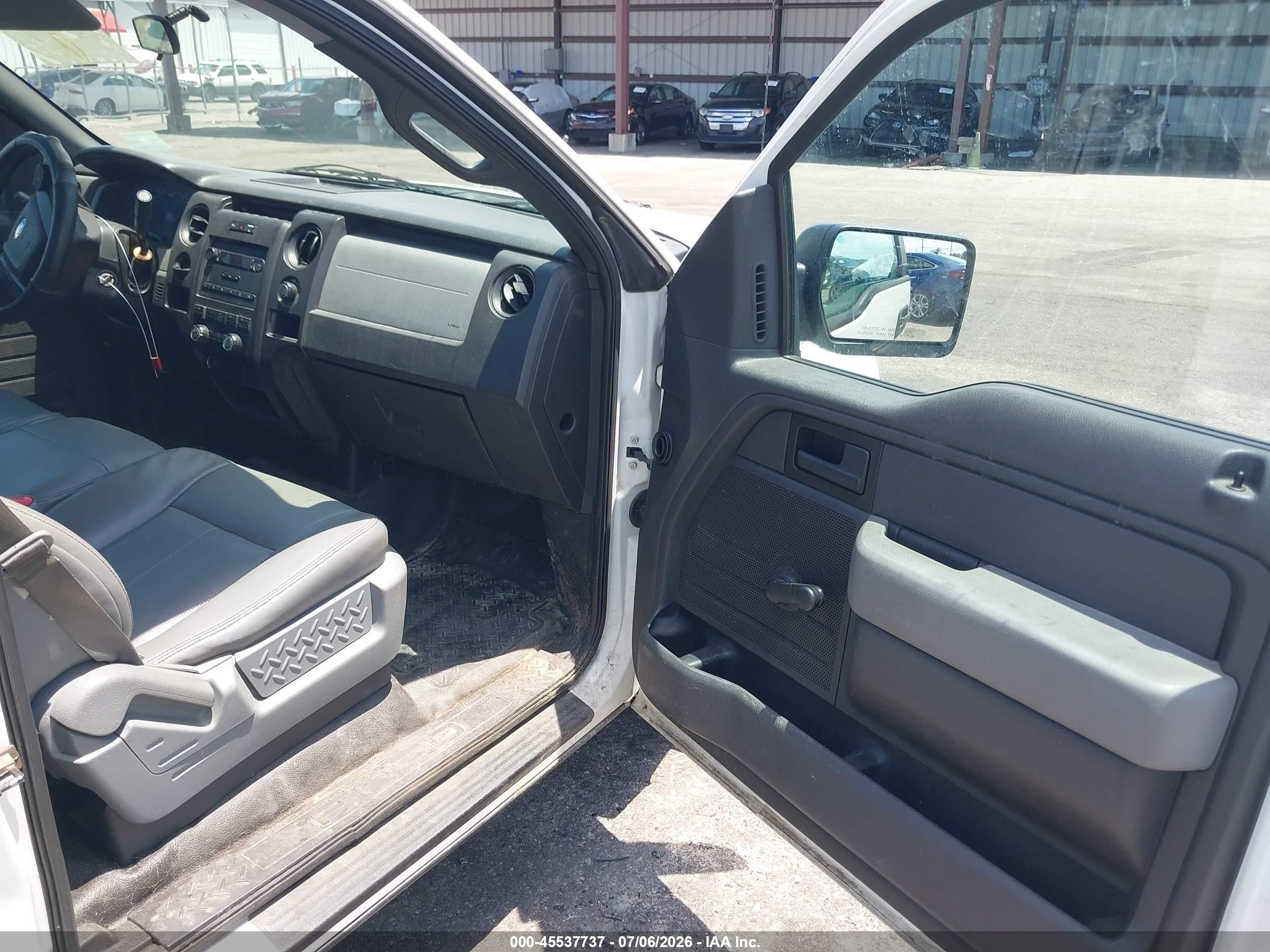 2013 Ford F-150 Stx/xl/xlt White vin: 1FTMF1CM5DKF49093