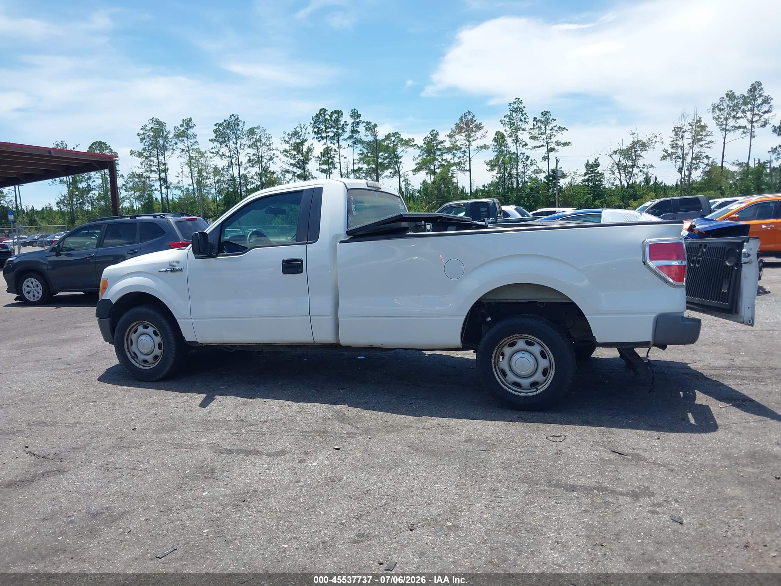 2013 Ford F-150 Stx/xl/xlt White vin: 1FTMF1CM5DKF49093