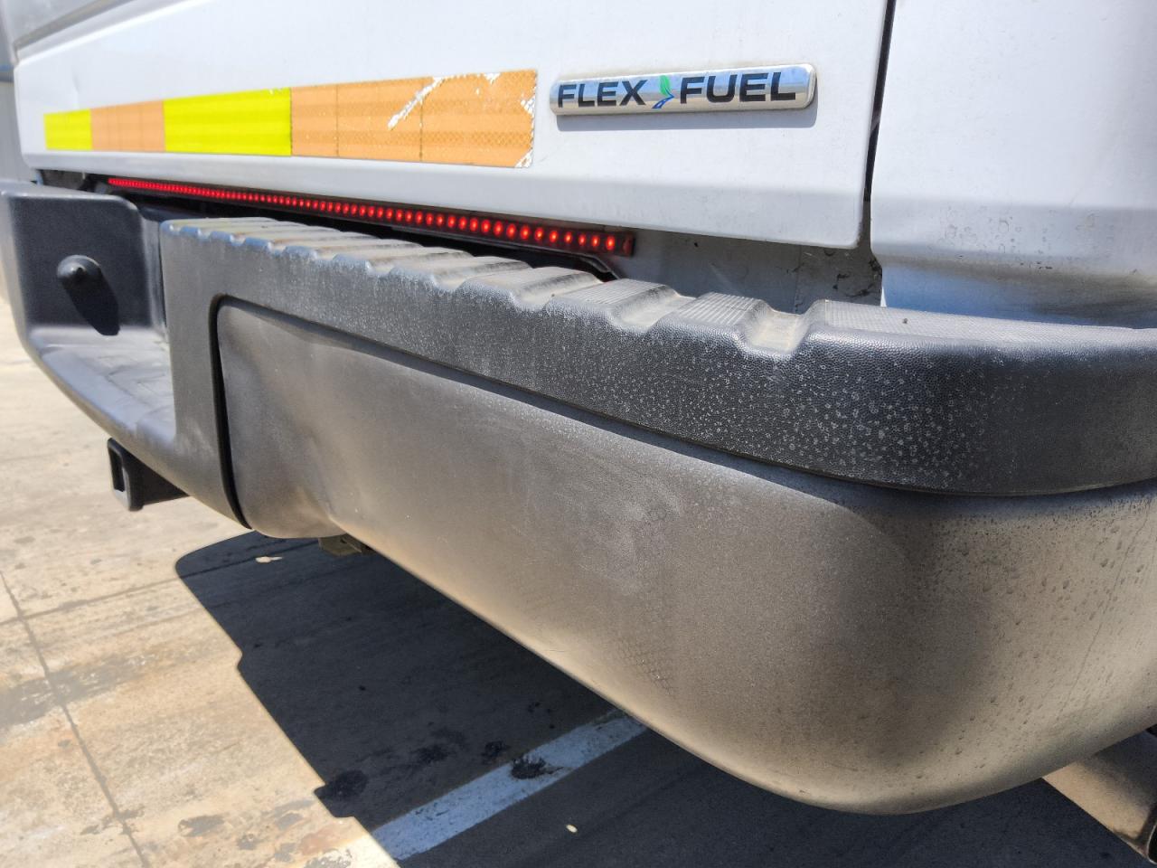 2013 Ford F150 White vin: 1FTMF1CM5DKG35777 Damage: Rear Metal Bumper Painted, Dent(S) W/No Paint Dmg, 1 To 2 Inches