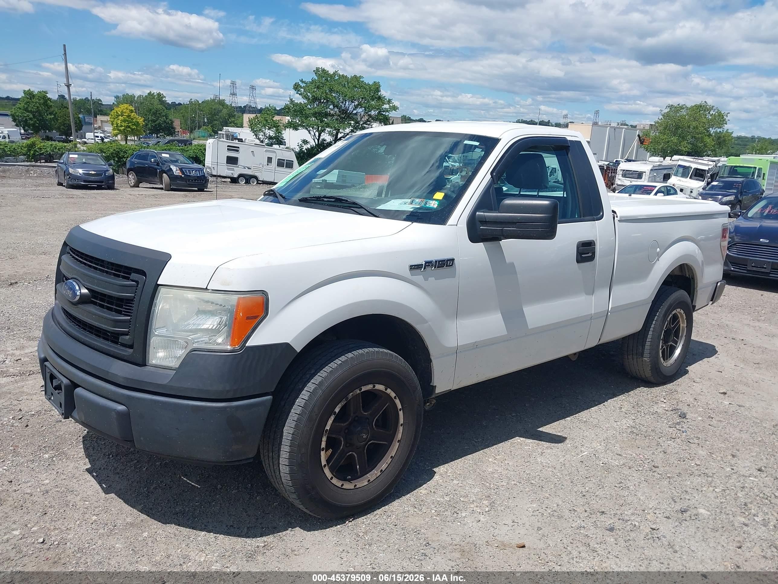 2014 Ford F-150 Xl White vin: 1FTMF1CM5EFD03820