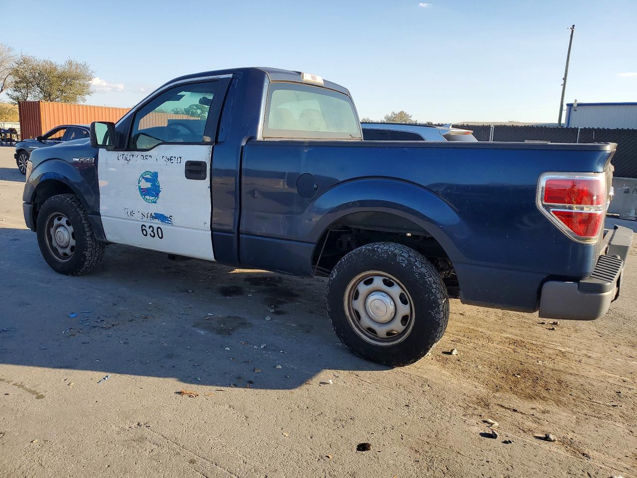 2014 Ford F150 Blue vin: 1FTMF1CM5EKD89508