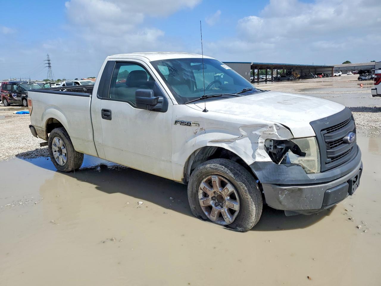 2014 Ford F150 White vin: 1FTMF1CM5EKE11166