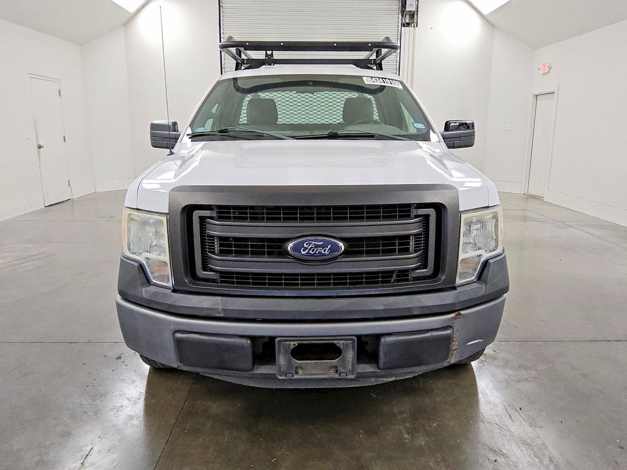 2014 Ford F150 Белый vin: 1FTMF1CM5EKE24984