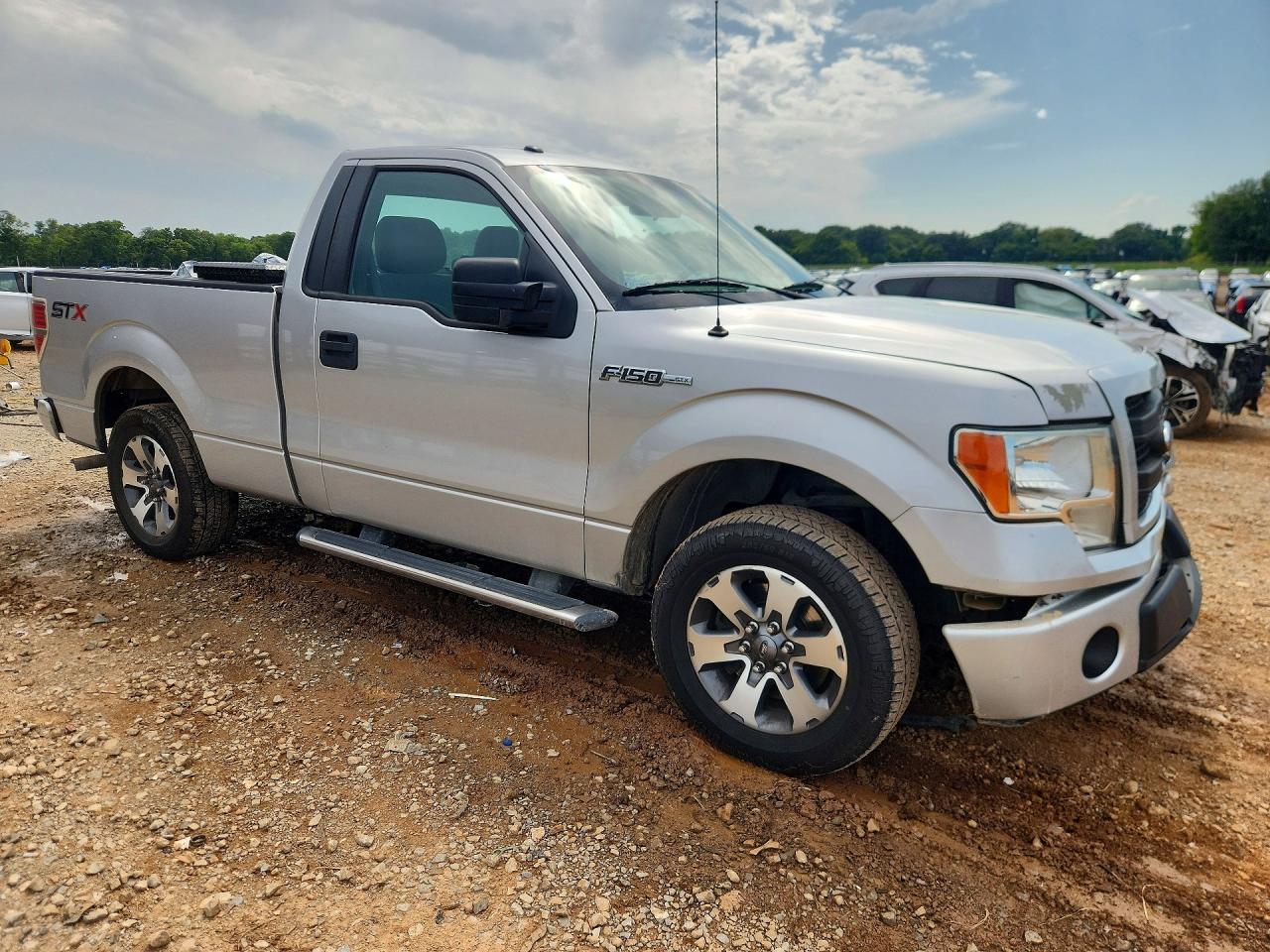 2014 Ford F150 Silver vin: 1FTMF1CM5EKF50911