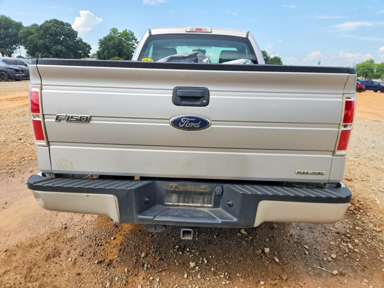 2014 Ford F150 Silver vin: 1FTMF1CM5EKF50911