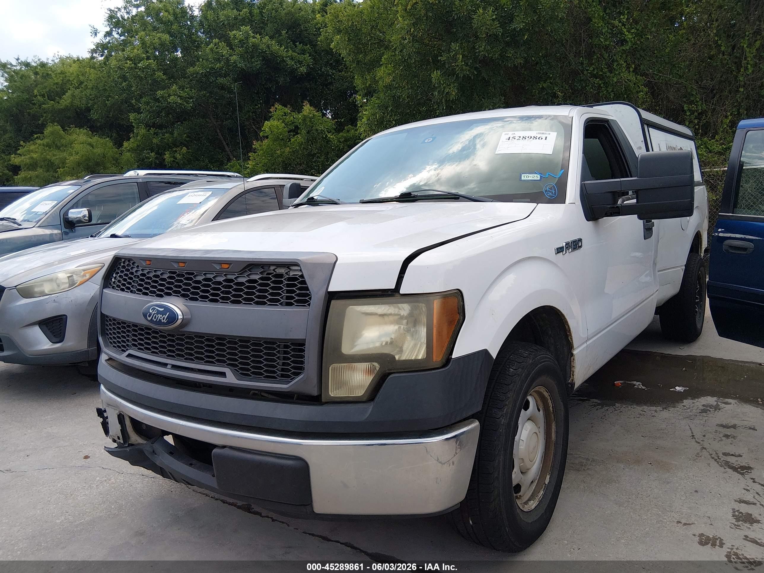 2014 Ford F-150 Xl White vin: 1FTMF1CM5EKF77705