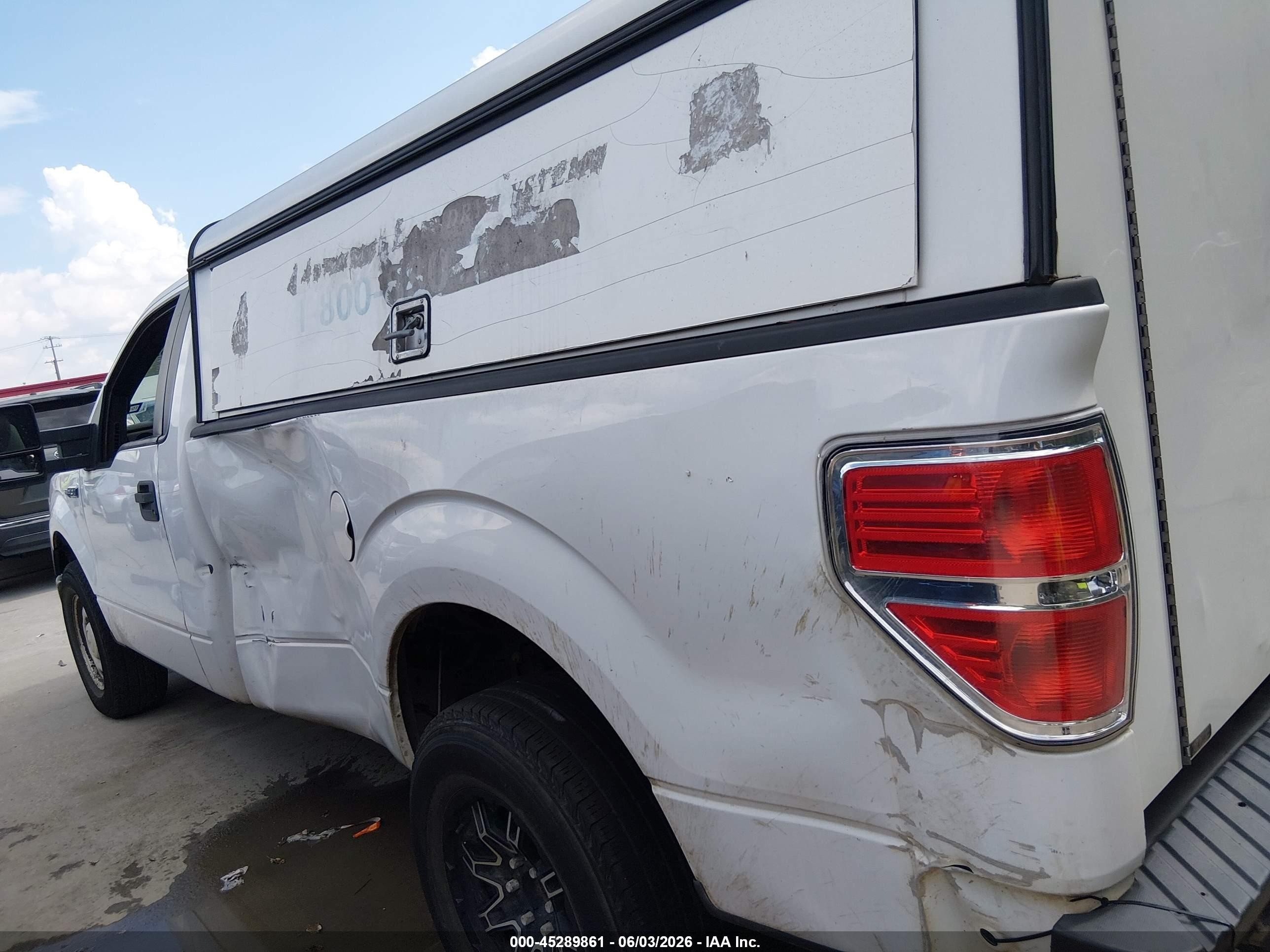 2014 Ford F-150 Xl White vin: 1FTMF1CM5EKF77705