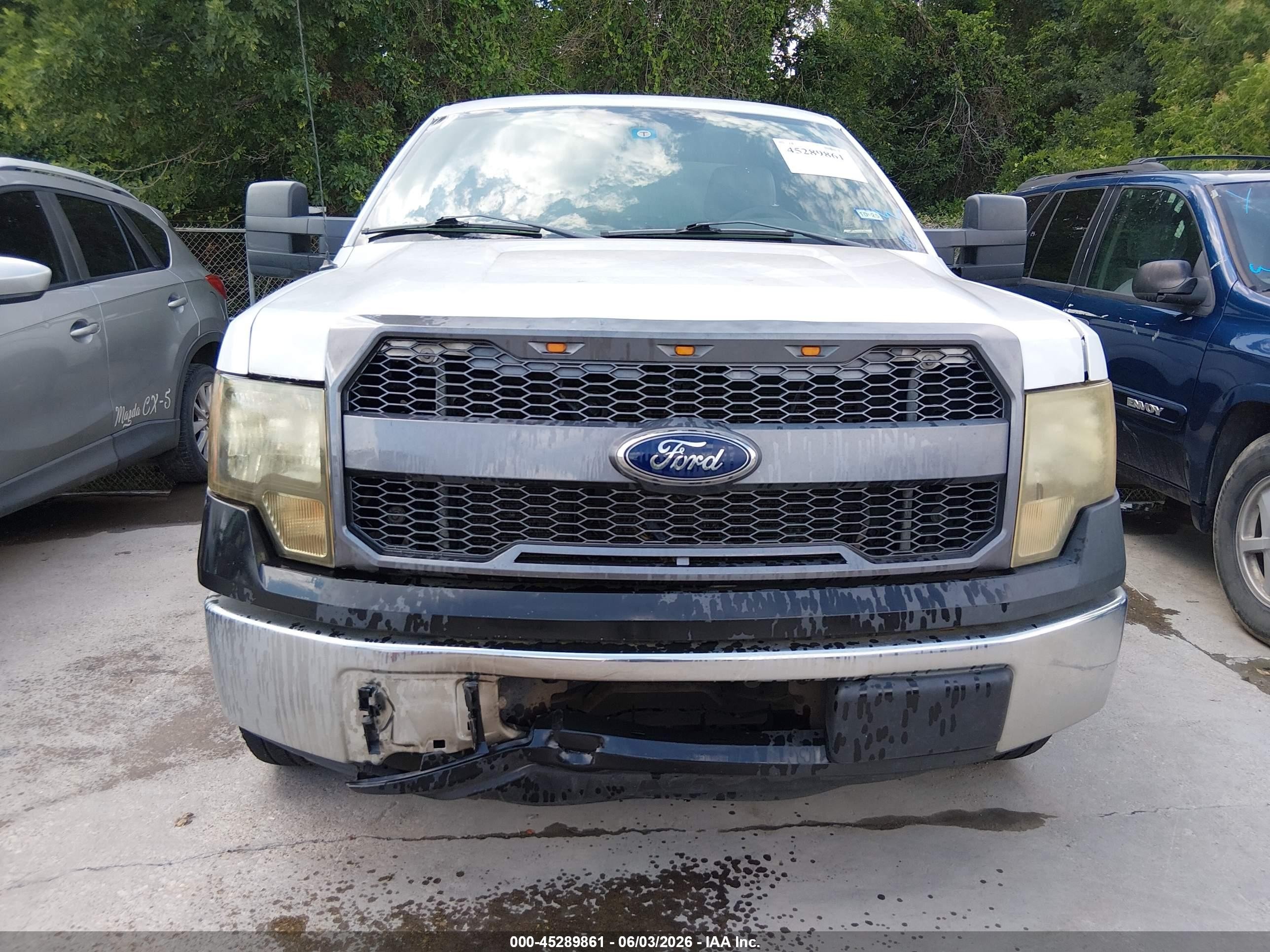 2014 Ford F-150 Xl White vin: 1FTMF1CM5EKF77705