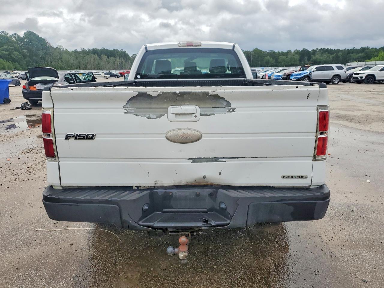 2011 Ford F150 White vin: 1FTMF1CM6BKD07457