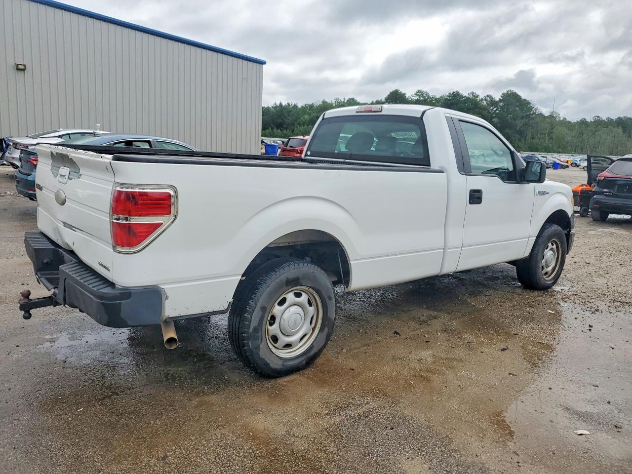 2011 Ford F150 White vin: 1FTMF1CM6BKD07457