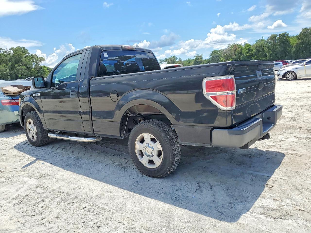 2011 Ford F150 Black vin: 1FTMF1CM6BKD55623