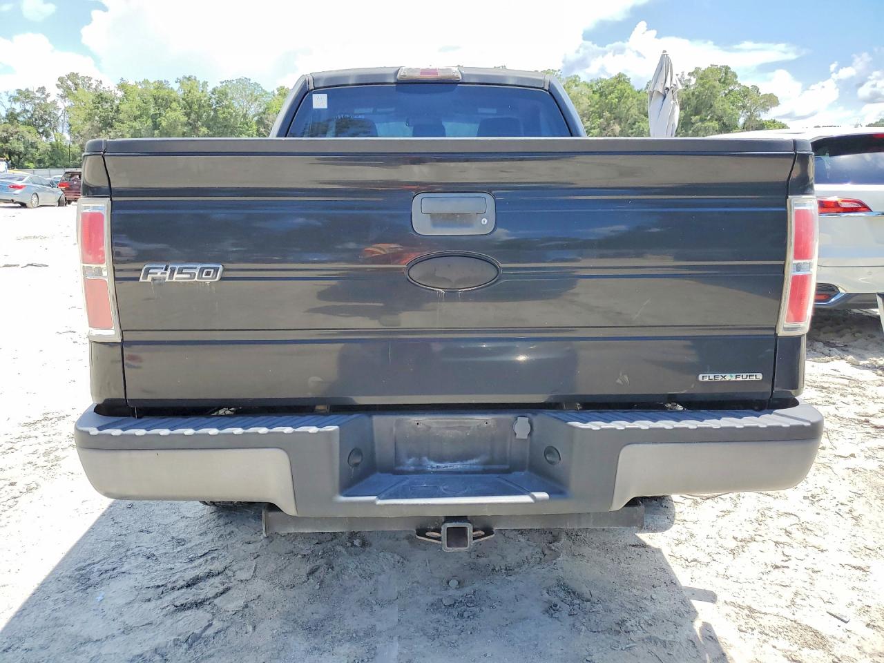 2011 Ford F150 Black vin: 1FTMF1CM6BKD55623