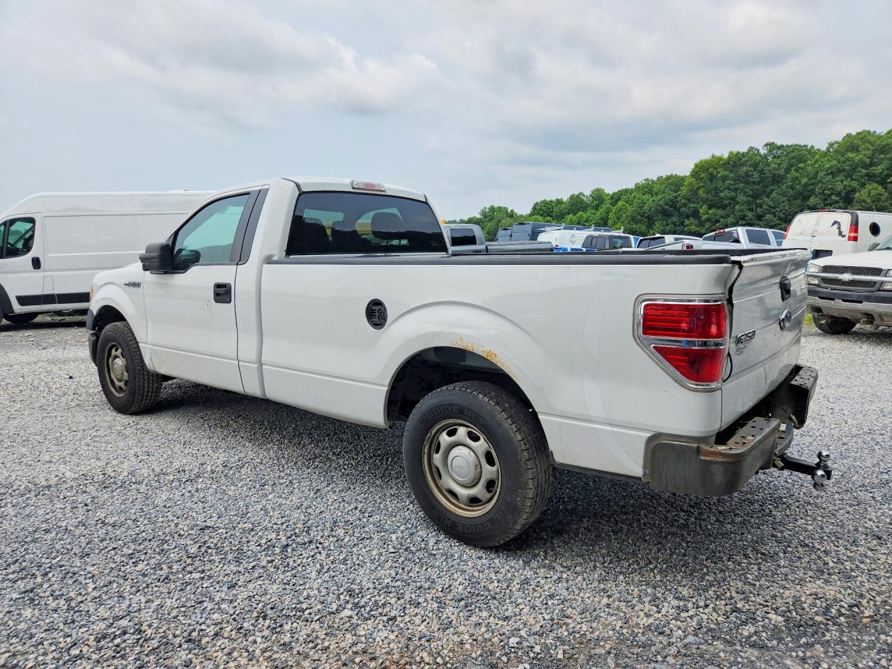 2012 Ford F150 White vin: 1FTMF1CM6CKD45465