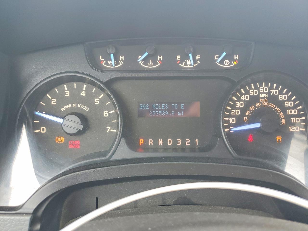 2012 Ford F150 White vin: 1FTMF1CM6CKD45465