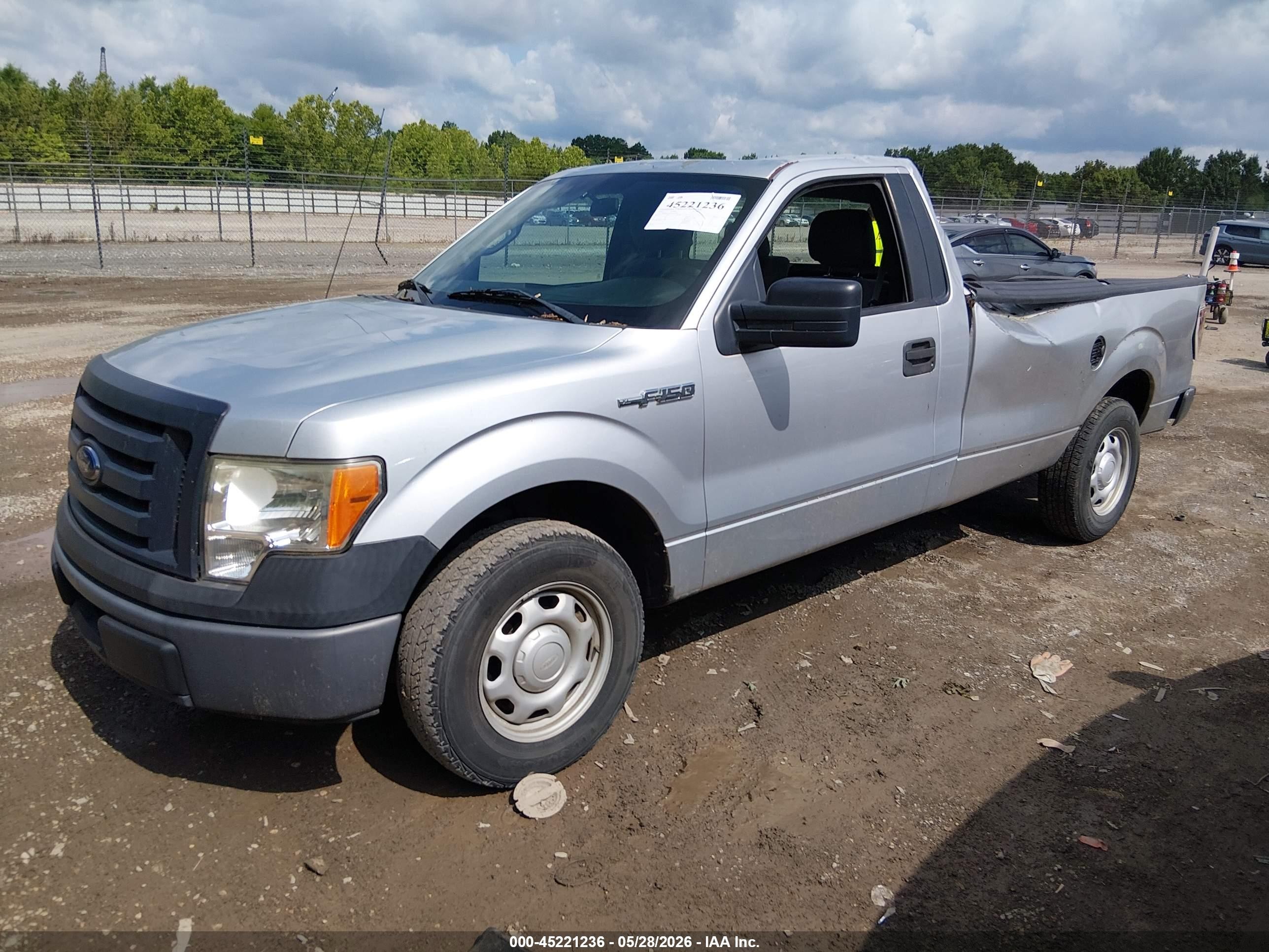 2012 Ford F-150 Xl Silver vin: 1FTMF1CM6CKE09245
