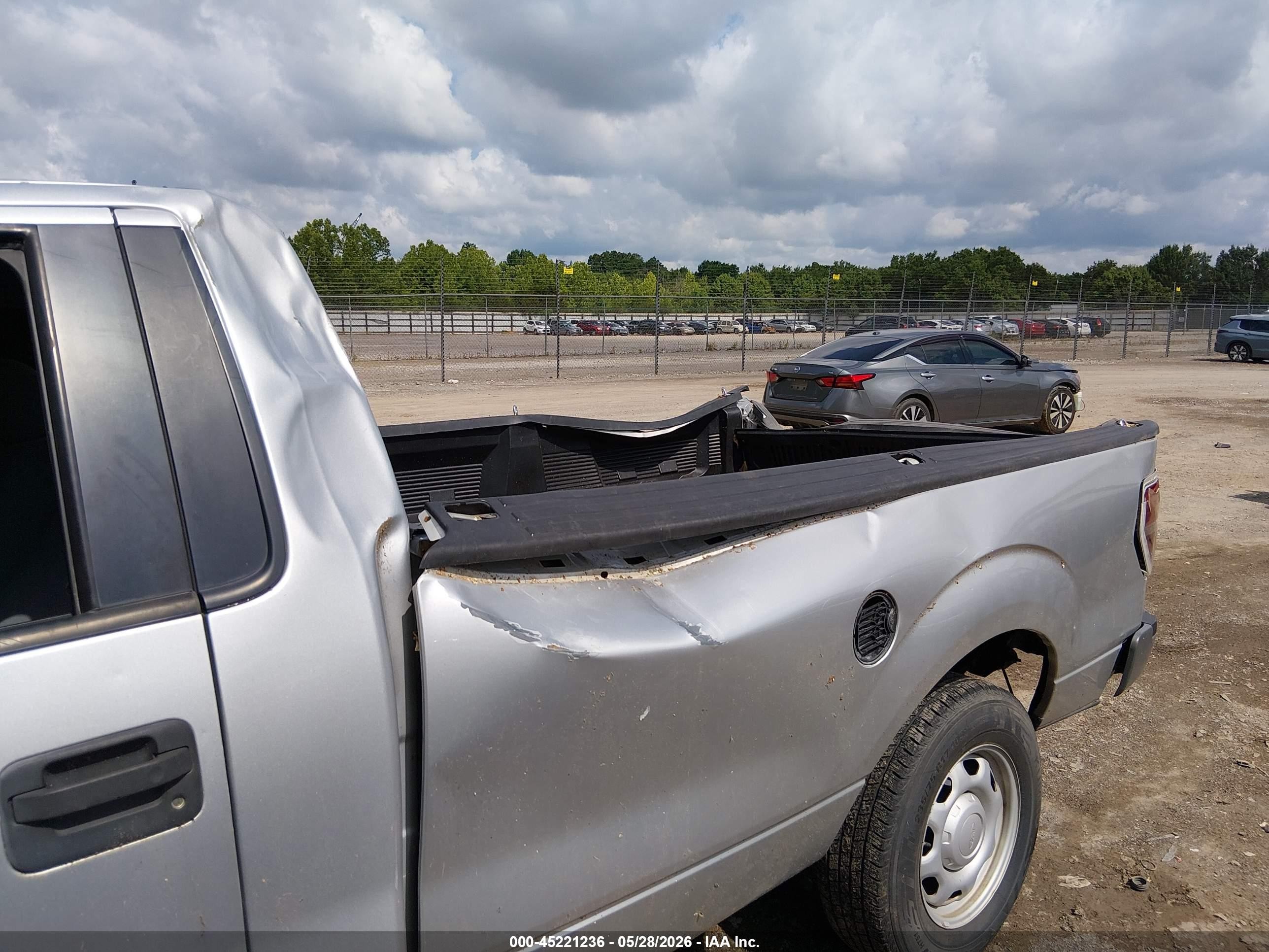 2012 Ford F-150 Xl Silver vin: 1FTMF1CM6CKE09245