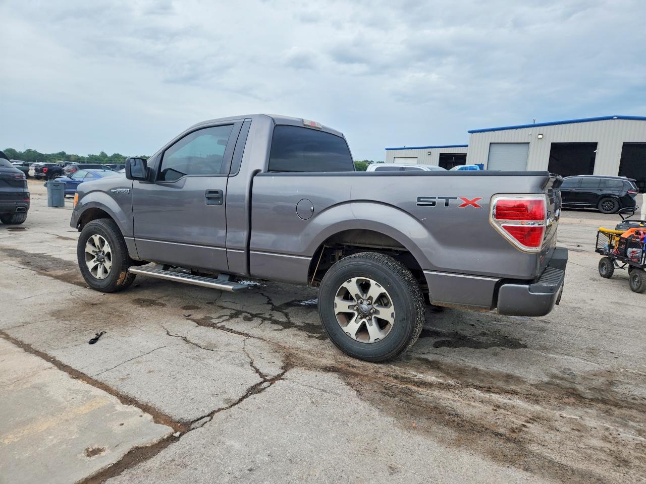 2013 Ford F150 Gray vin: 1FTMF1CM6DFB09392