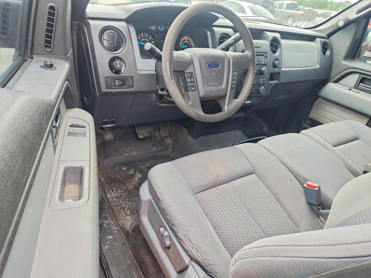 2013 Ford F150 Gray vin: 1FTMF1CM6DFB09392