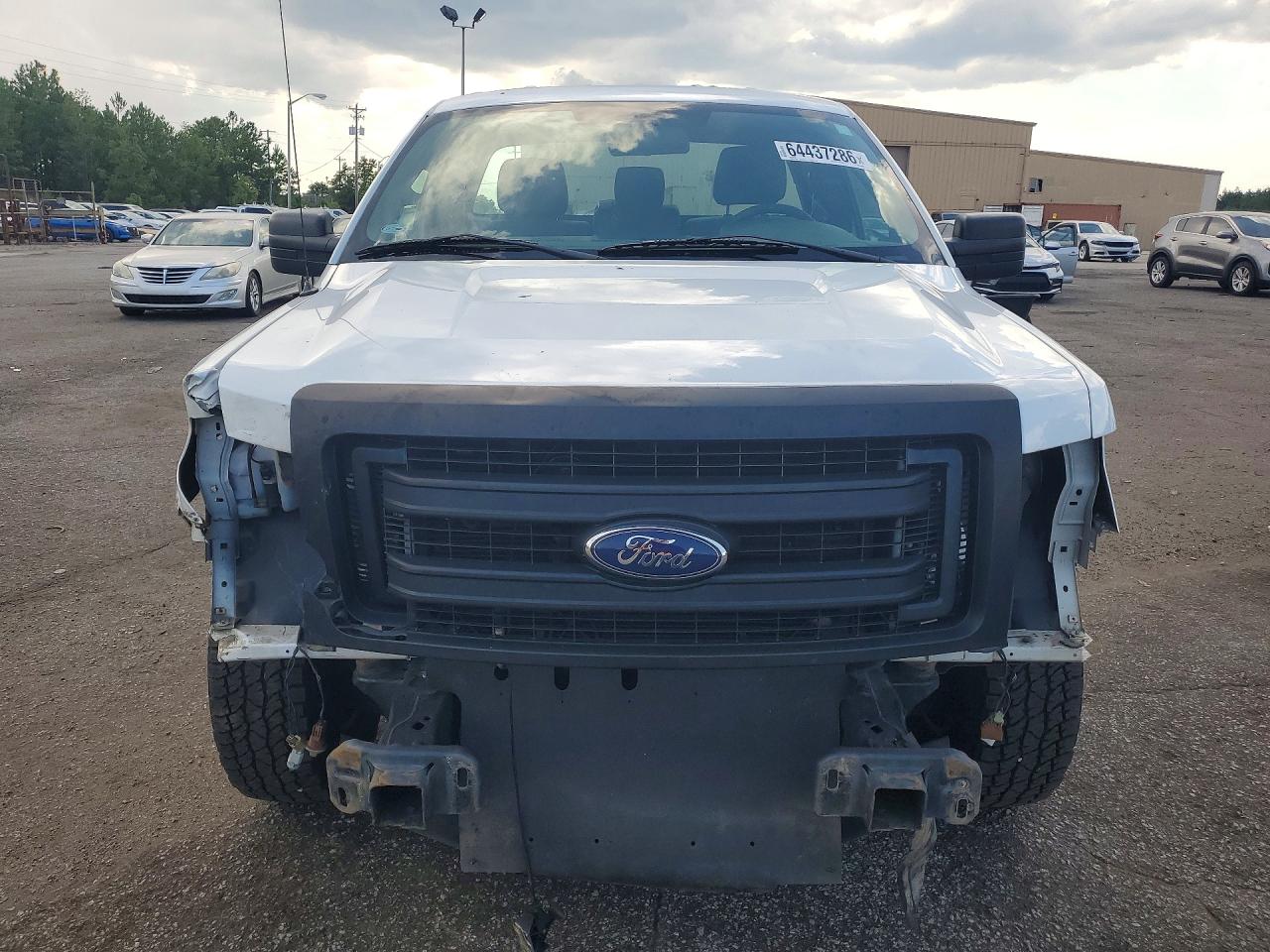 2013 Ford F150 White vin: 1FTMF1CM6DKF49362