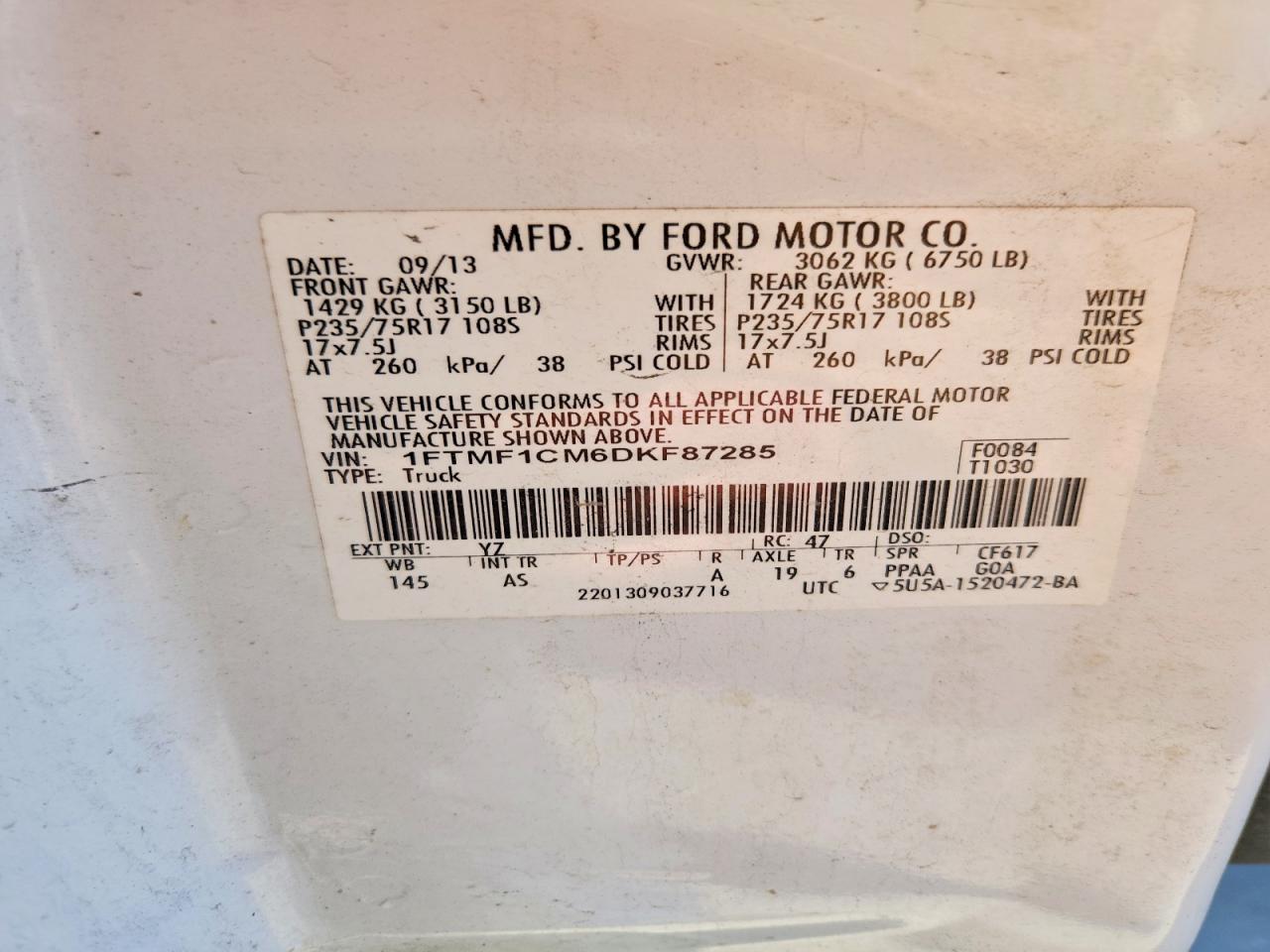 2013 Ford F150 White vin: 1FTMF1CM6DKF87285