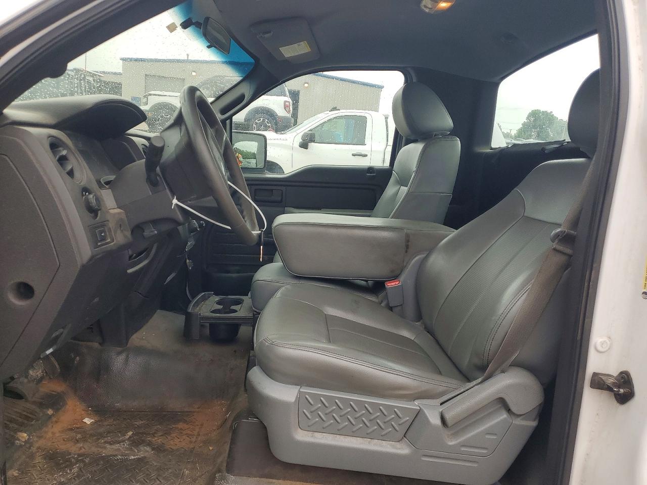 2014 Ford F150 White vin: 1FTMF1CM6EKF10434