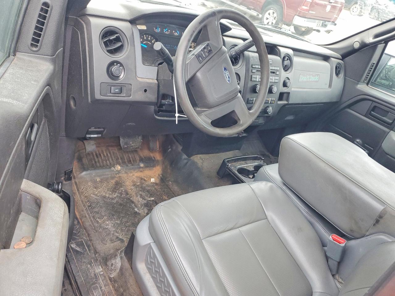 2014 Ford F150 White vin: 1FTMF1CM6EKF10434