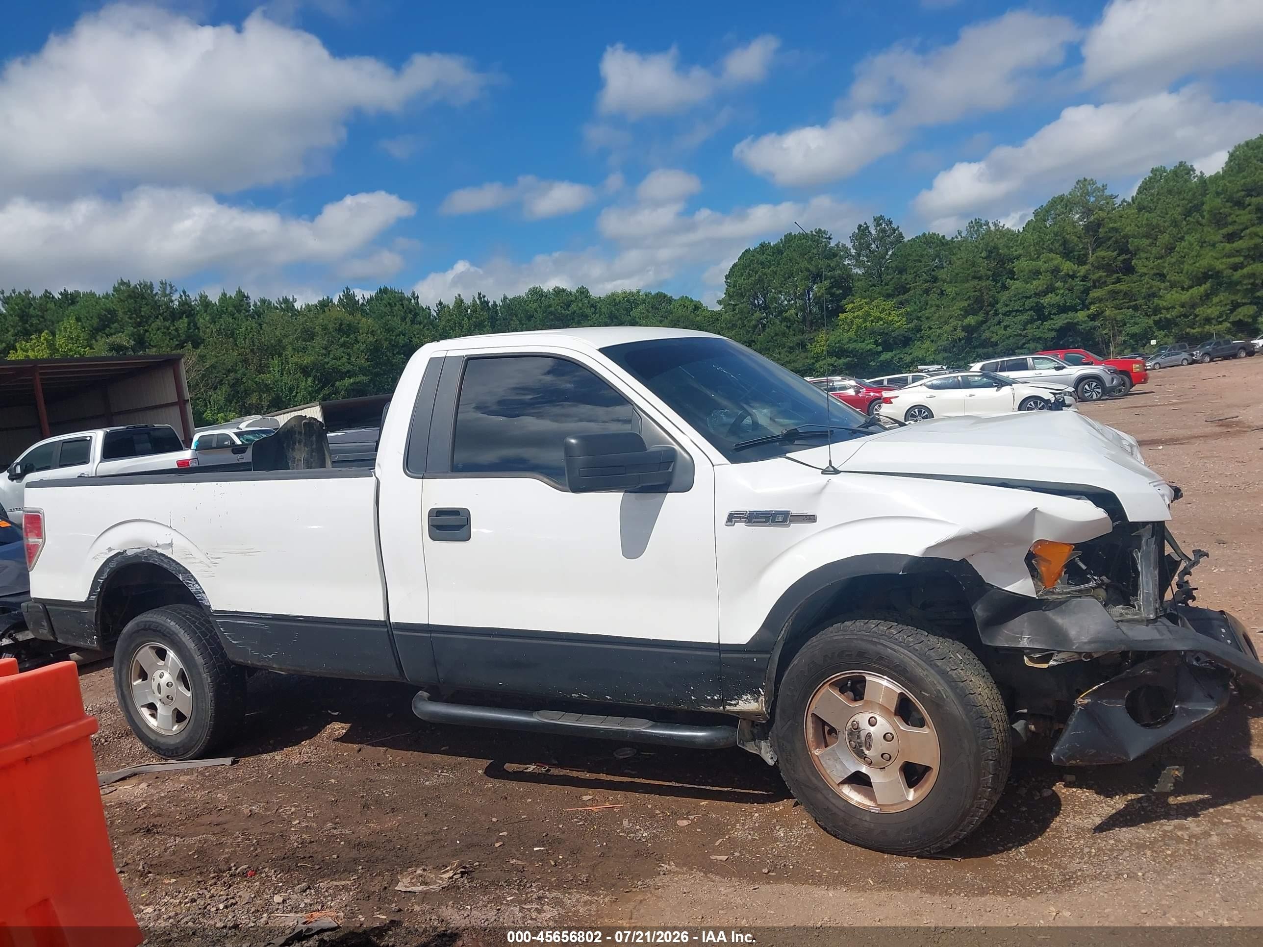 2011 Ford F-150 Xl White vin: 1FTMF1CM7BKD84046