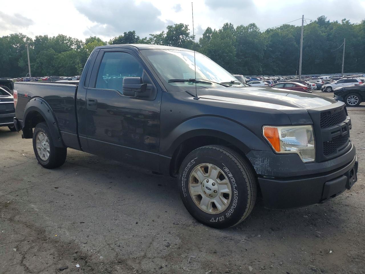 2013 Ford F150 Black vin: 1FTMF1CM7DKD00052