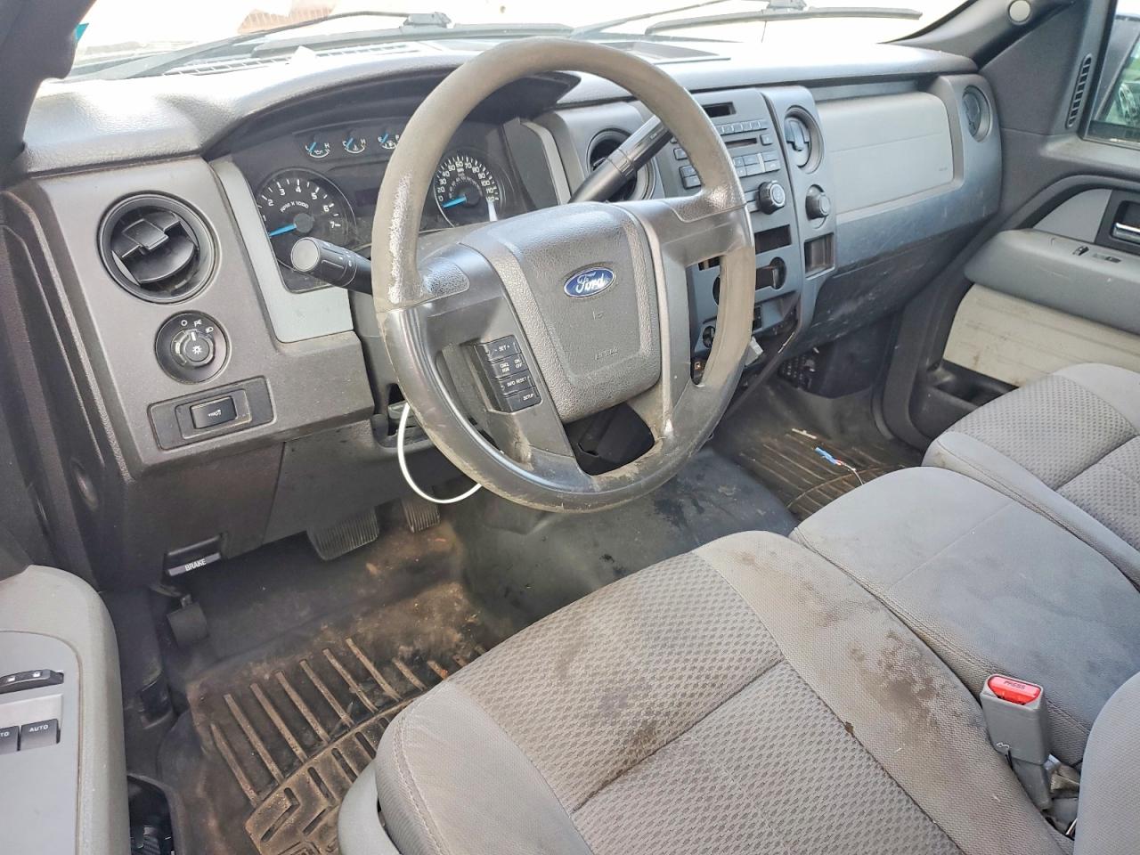 2013 Ford F150 Black vin: 1FTMF1CM7DKD00052