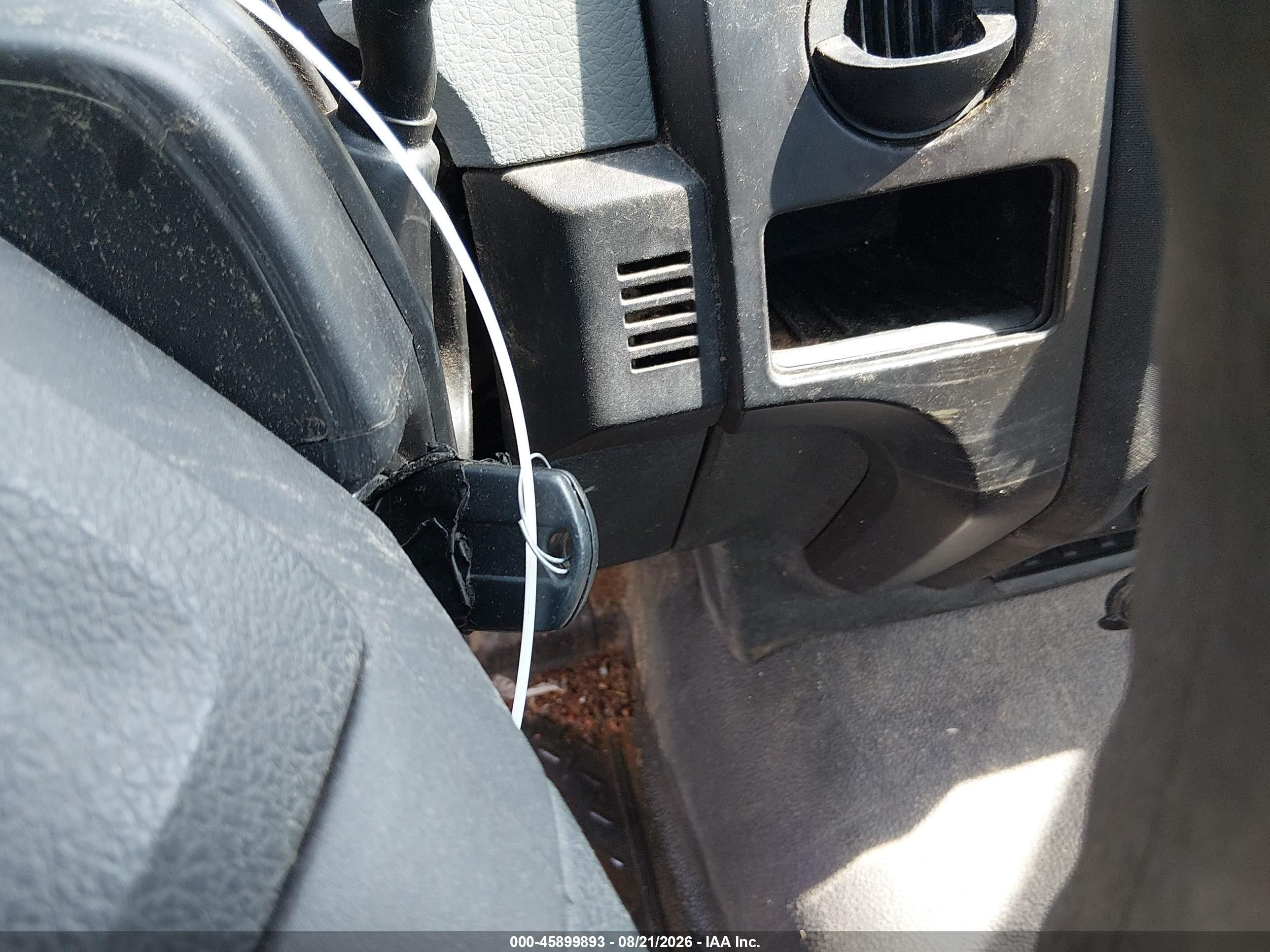 2013 Ford F-150 Xl Белый vin: 1FTMF1CM7DKD99861