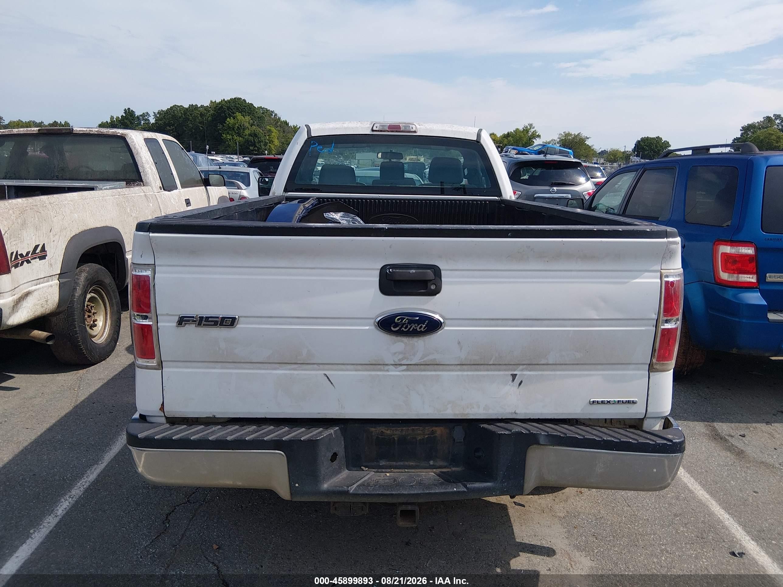 2013 Ford F-150 Xl Белый vin: 1FTMF1CM7DKD99861