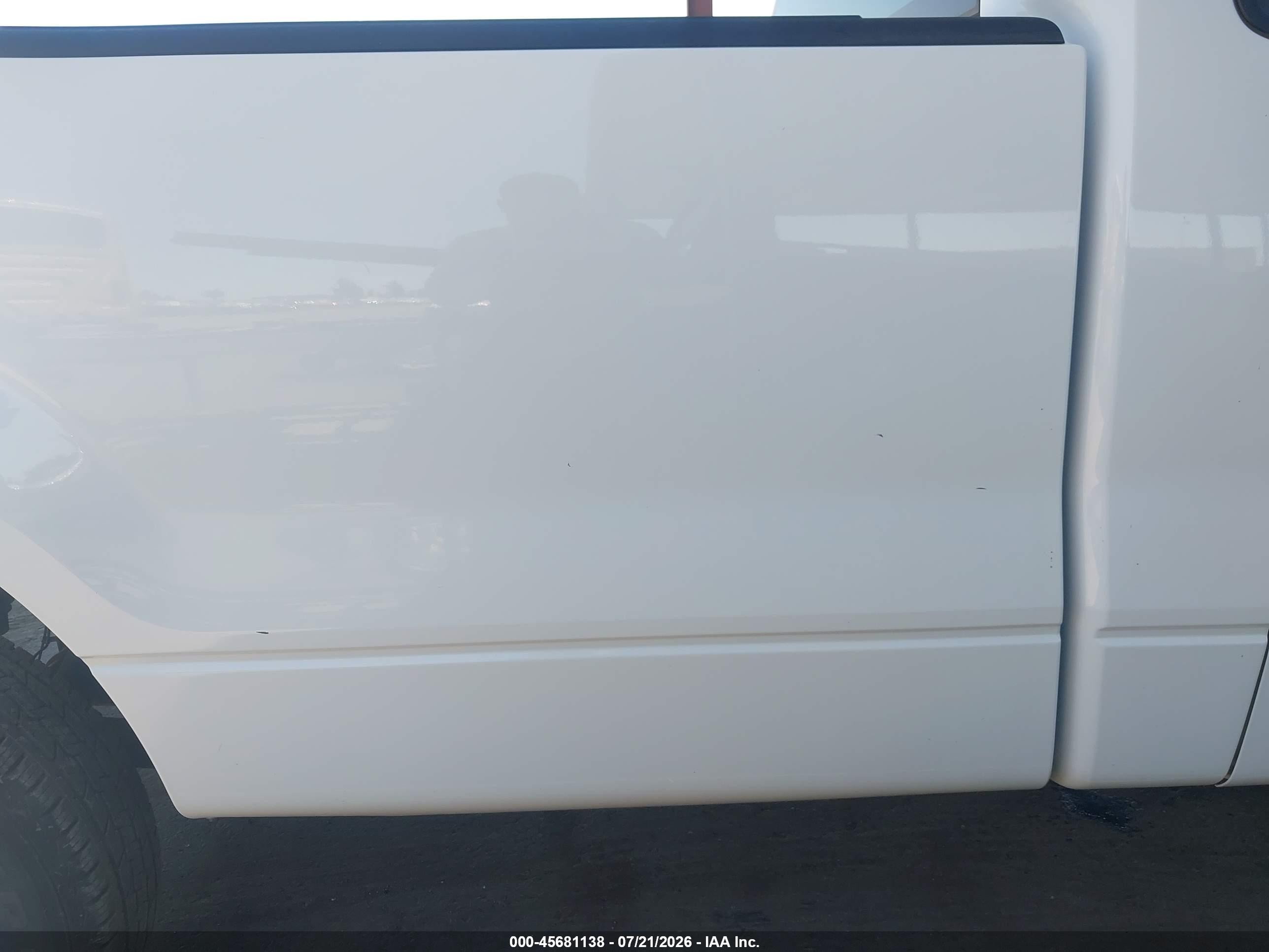 2013 Ford F-150 Xl Белый vin: 1FTMF1CM7DKE89706