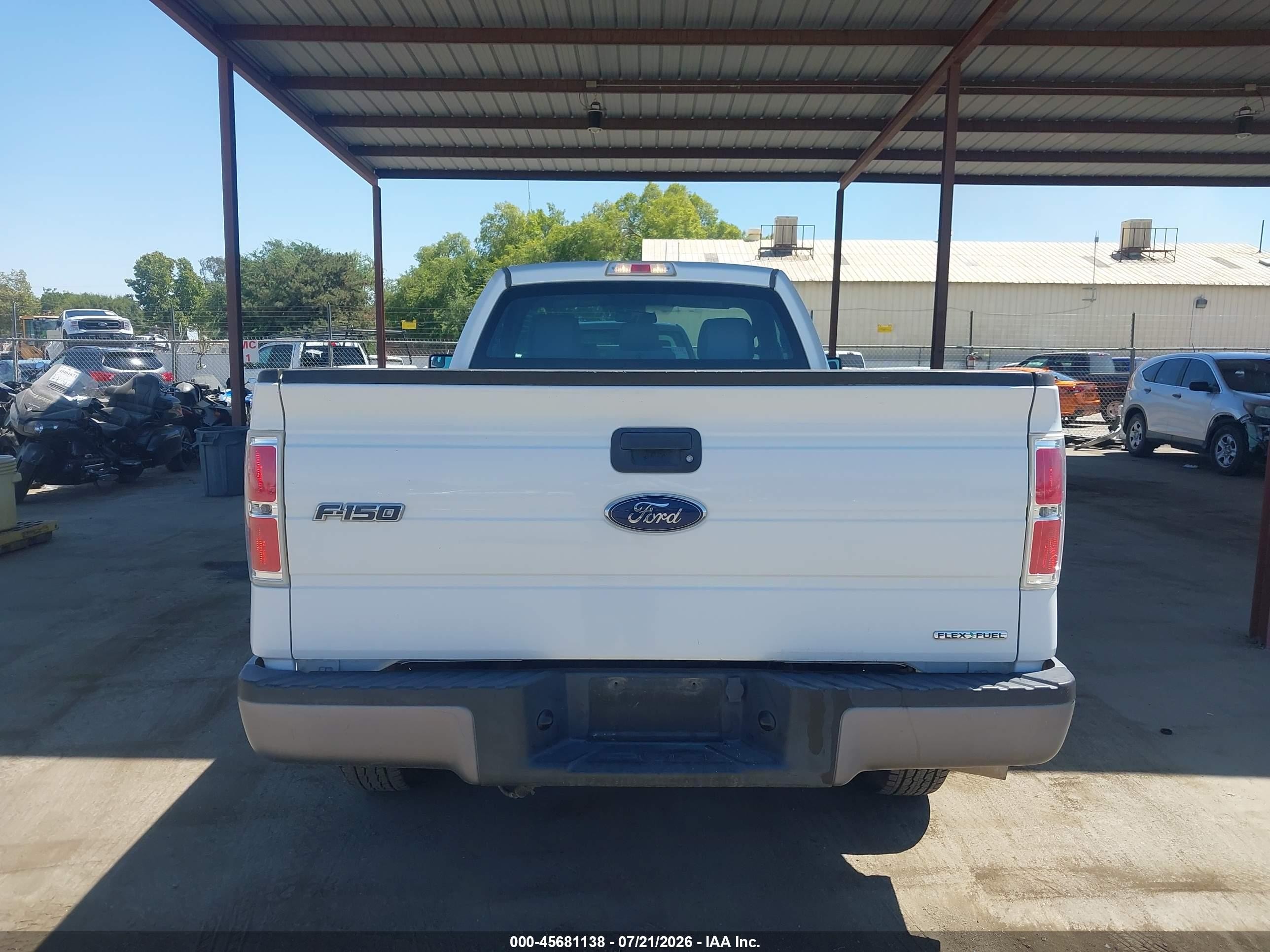 2013 Ford F-150 Xl Белый vin: 1FTMF1CM7DKE89706