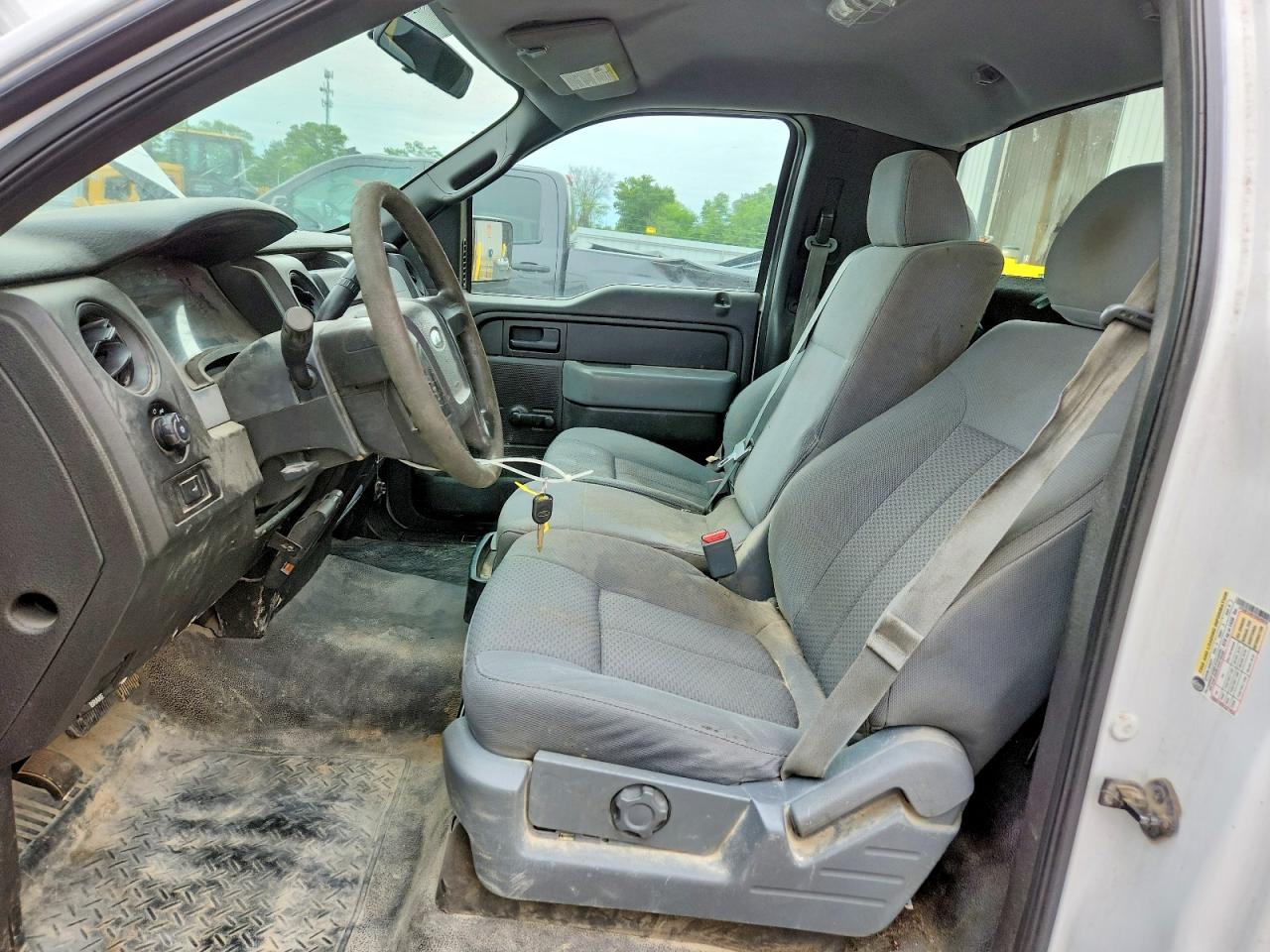 2013 Ford F150 Белый vin: 1FTMF1CM7DKG48840