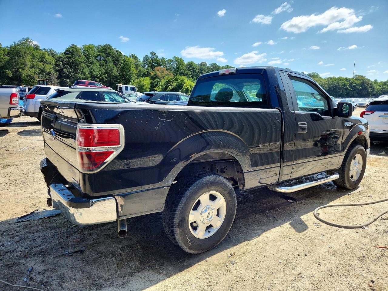 2014 Ford F150 Black vin: 1FTMF1CM7EFC28019