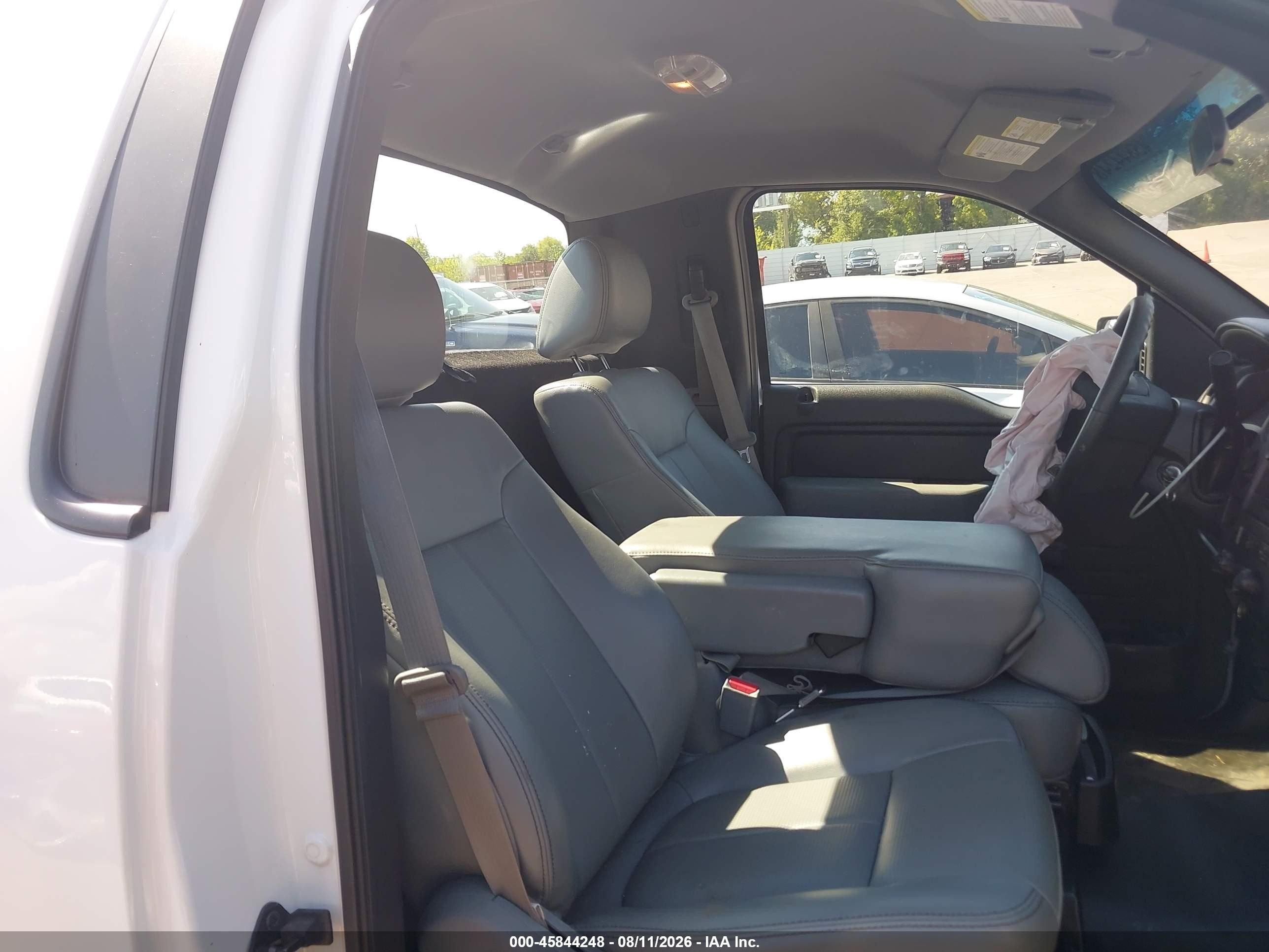 2014 Ford F-150 Xl White vin: 1FTMF1CM7EKF15805