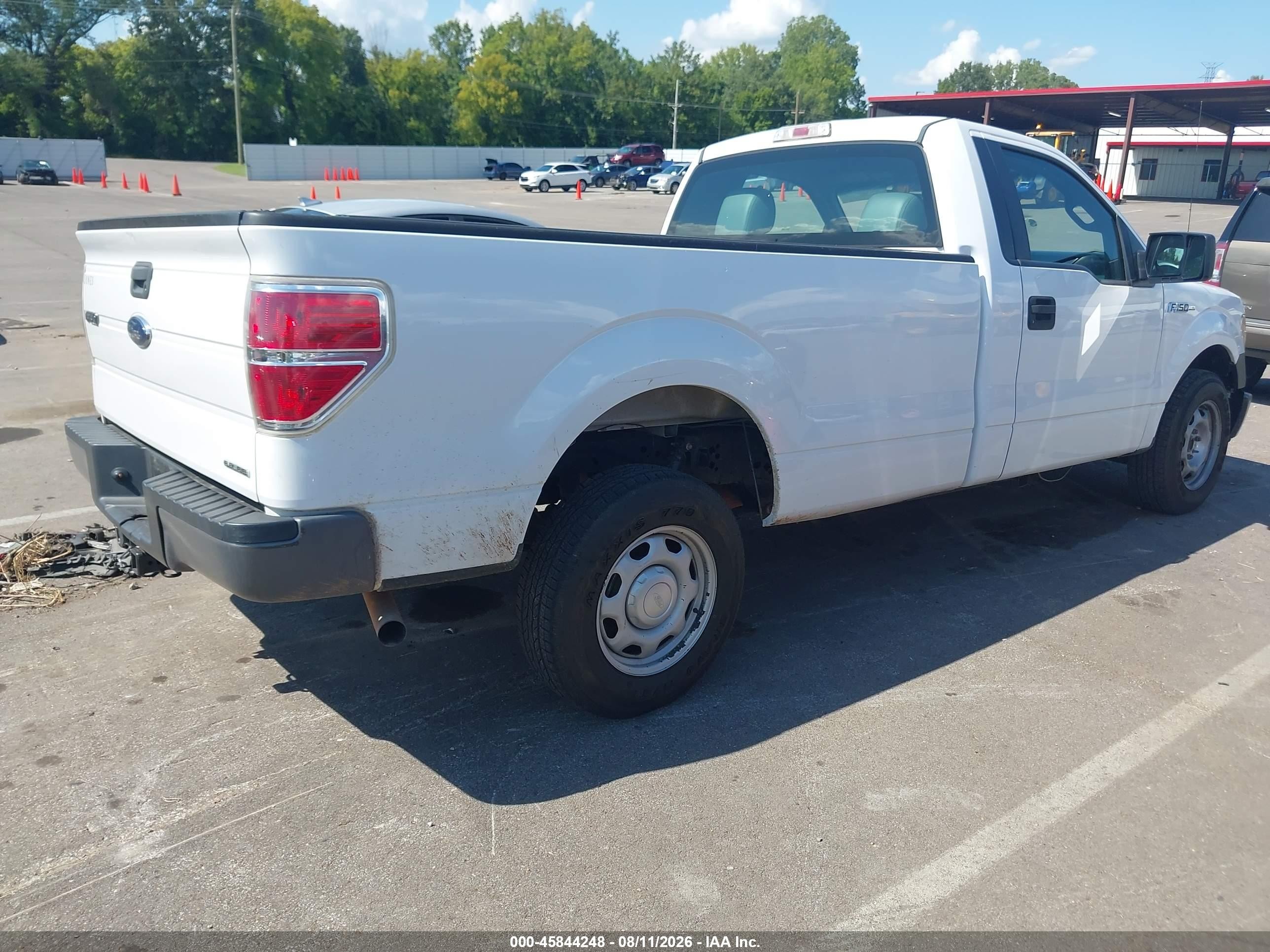 2014 Ford F-150 Xl White vin: 1FTMF1CM7EKF15805