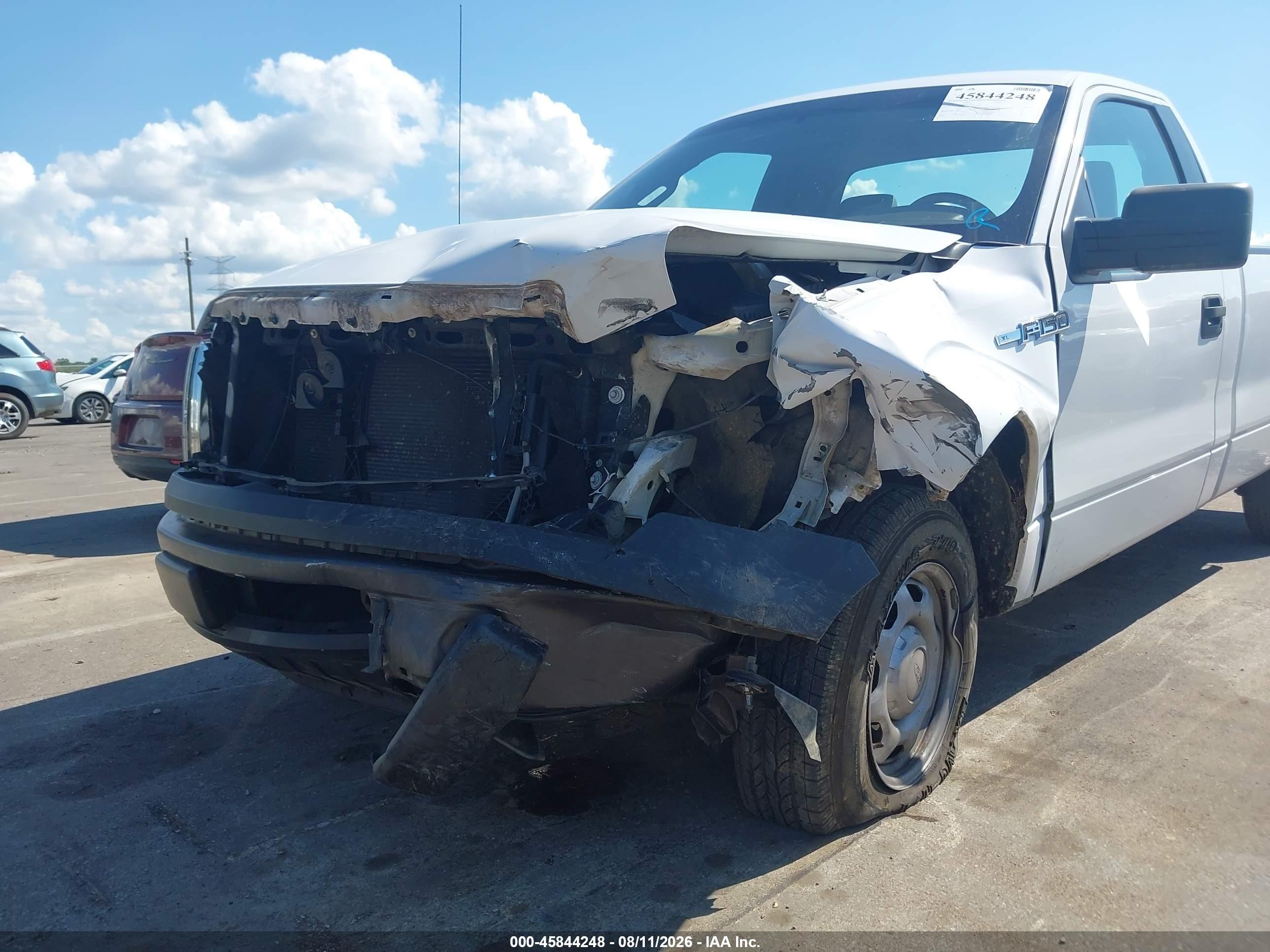 2014 Ford F-150 Xl White vin: 1FTMF1CM7EKF15805