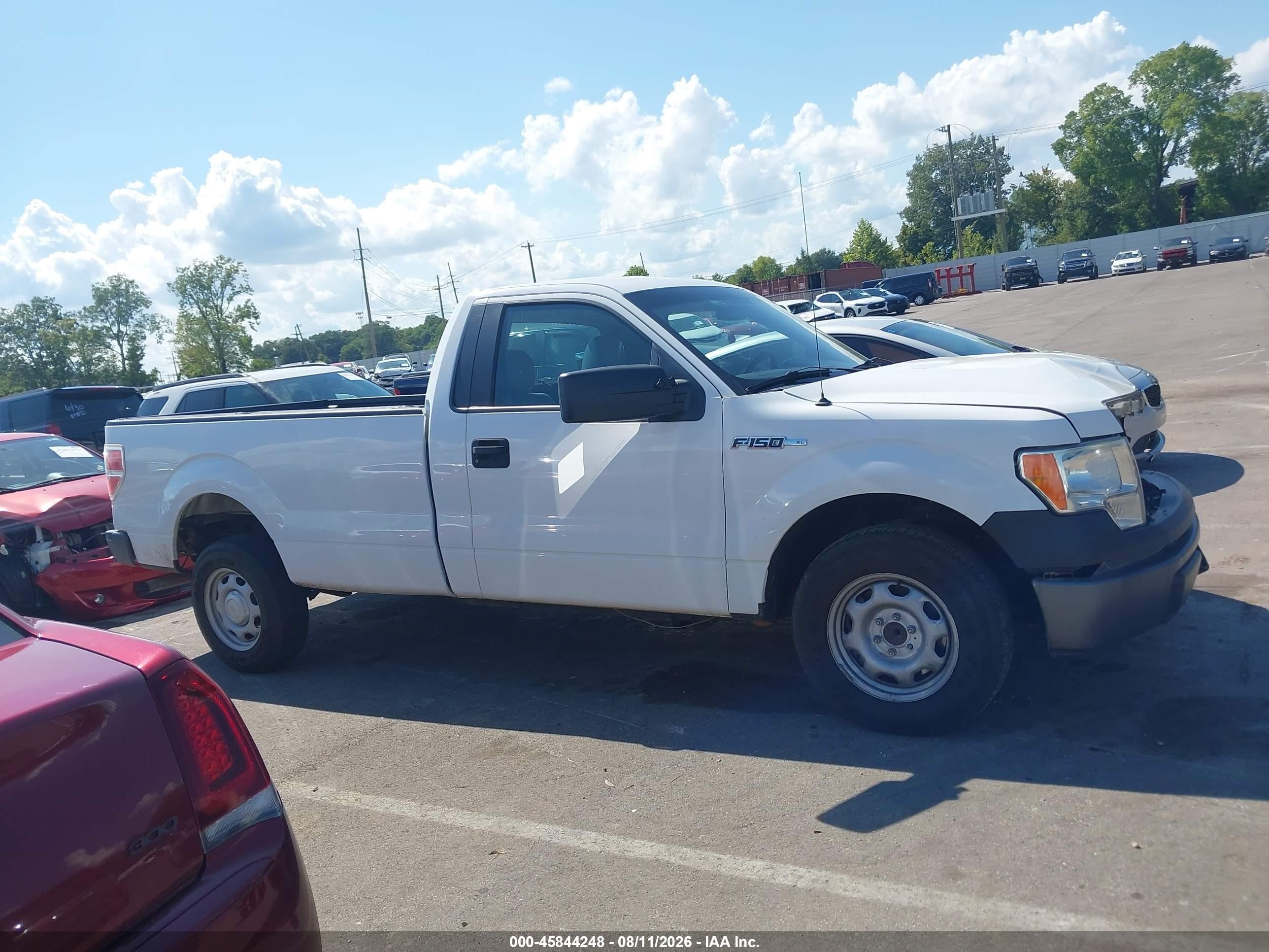 2014 Ford F-150 Xl White vin: 1FTMF1CM7EKF15805