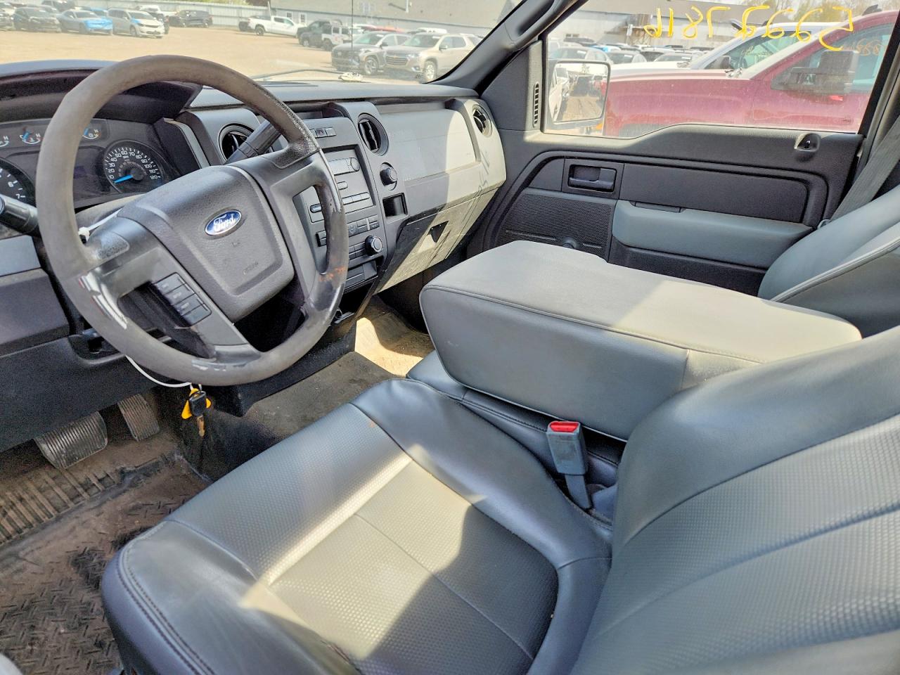 2014 Ford F150 White vin: 1FTMF1CM7EKF77804