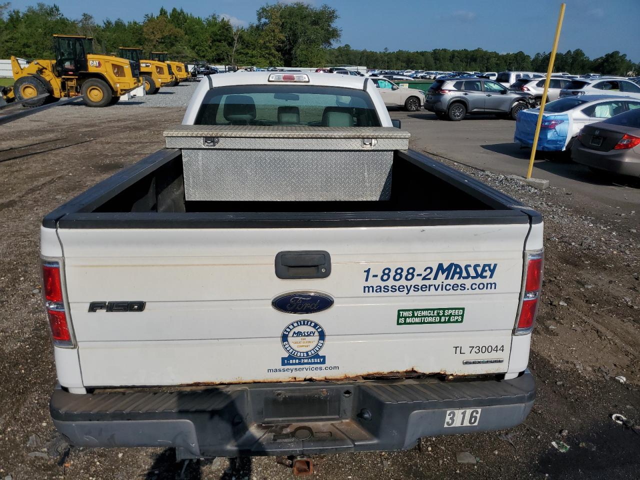 2014 Ford F150 White vin: 1FTMF1CM7EKG03074 Damage: Tailgate, Rust, > 12 Inches