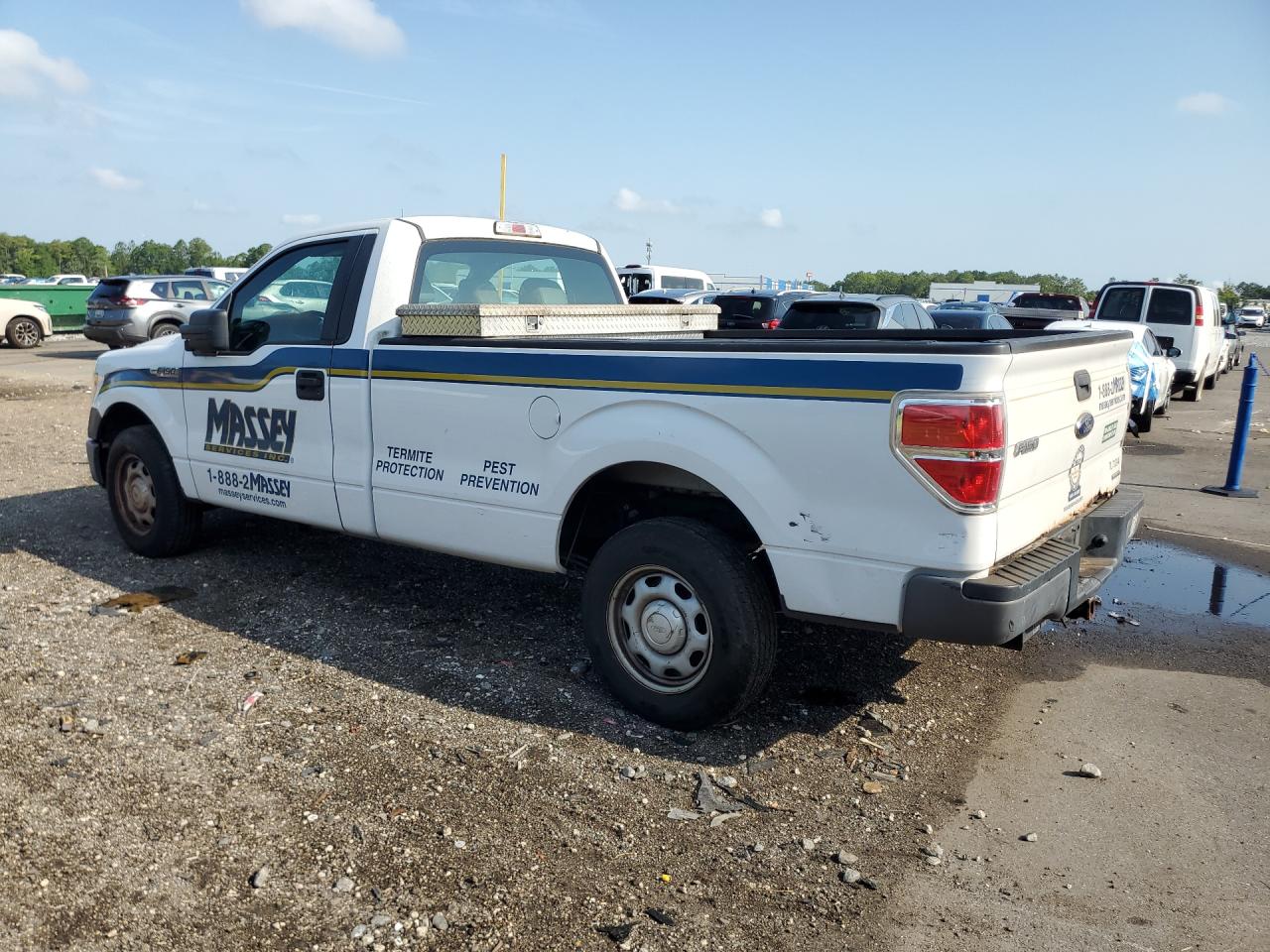 2014 Ford F150 White vin: 1FTMF1CM7EKG03074 Damage: Left Front Wheel, Rust, Repair Required