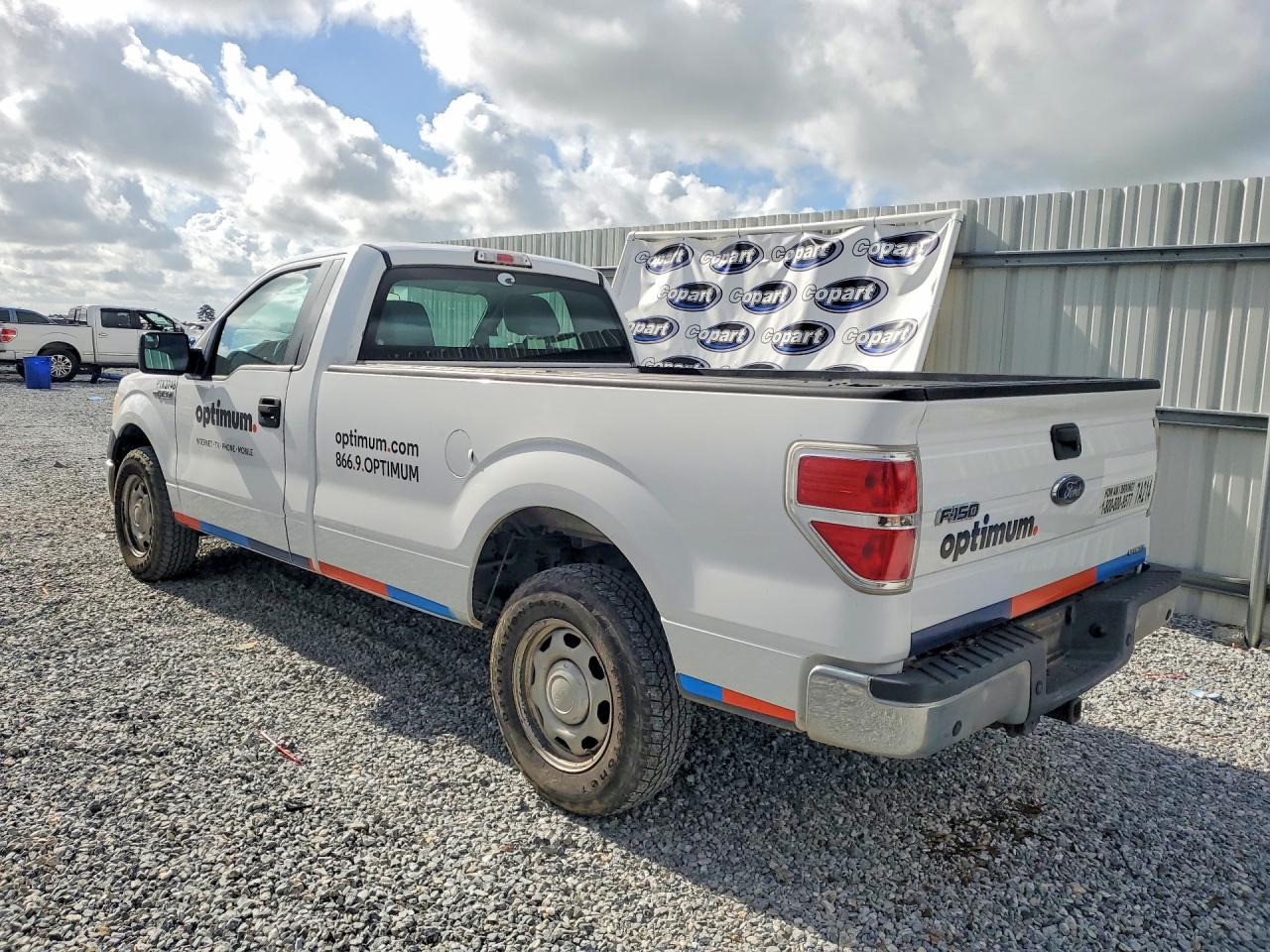 2014 Ford F150 White vin: 1FTMF1CM7EKG22885