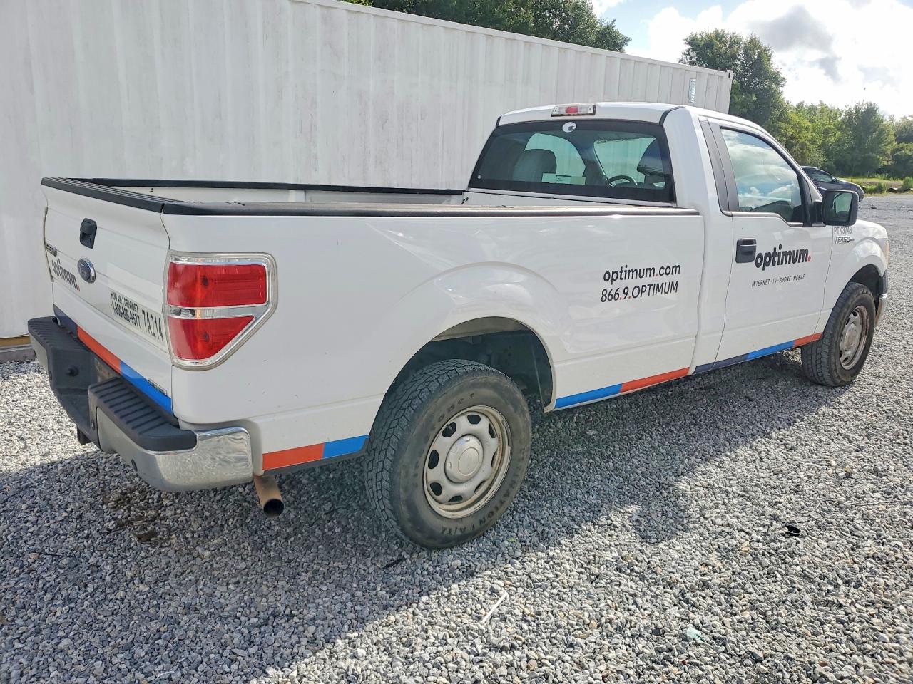 2014 Ford F150 White vin: 1FTMF1CM7EKG22885