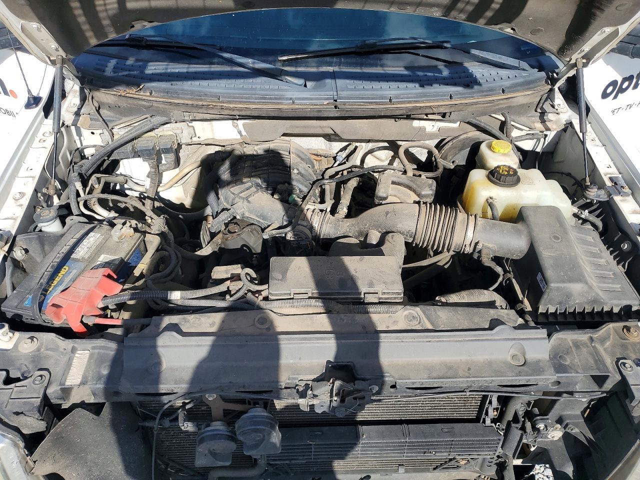 2014 Ford F150 White vin: 1FTMF1CM7EKG22885