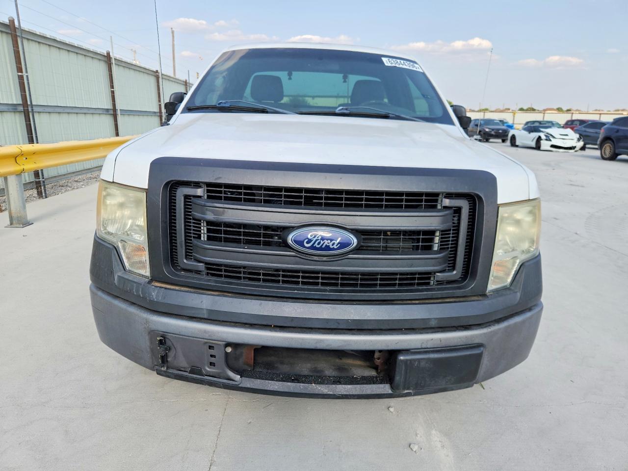 2014 Ford F150 White vin: 1FTMF1CM7EKG23079