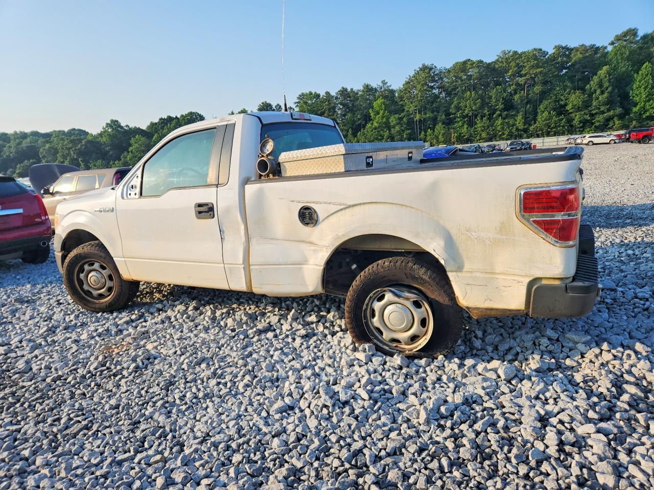 2014 Ford F150 White vin: 1FTMF1CM7EKG24264
