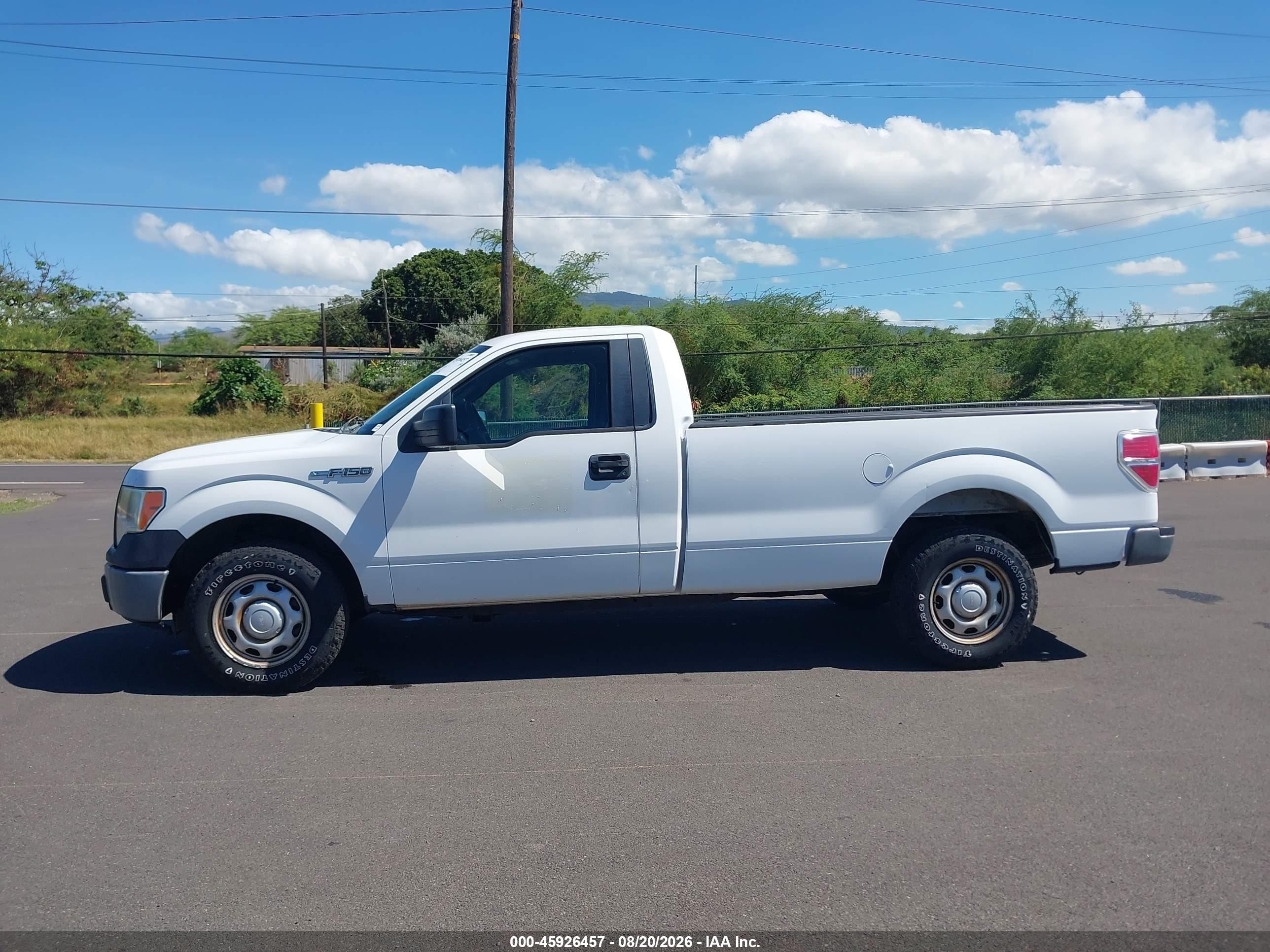 2011 Ford F-150 Xl White vin: 1FTMF1CM8BKD32134