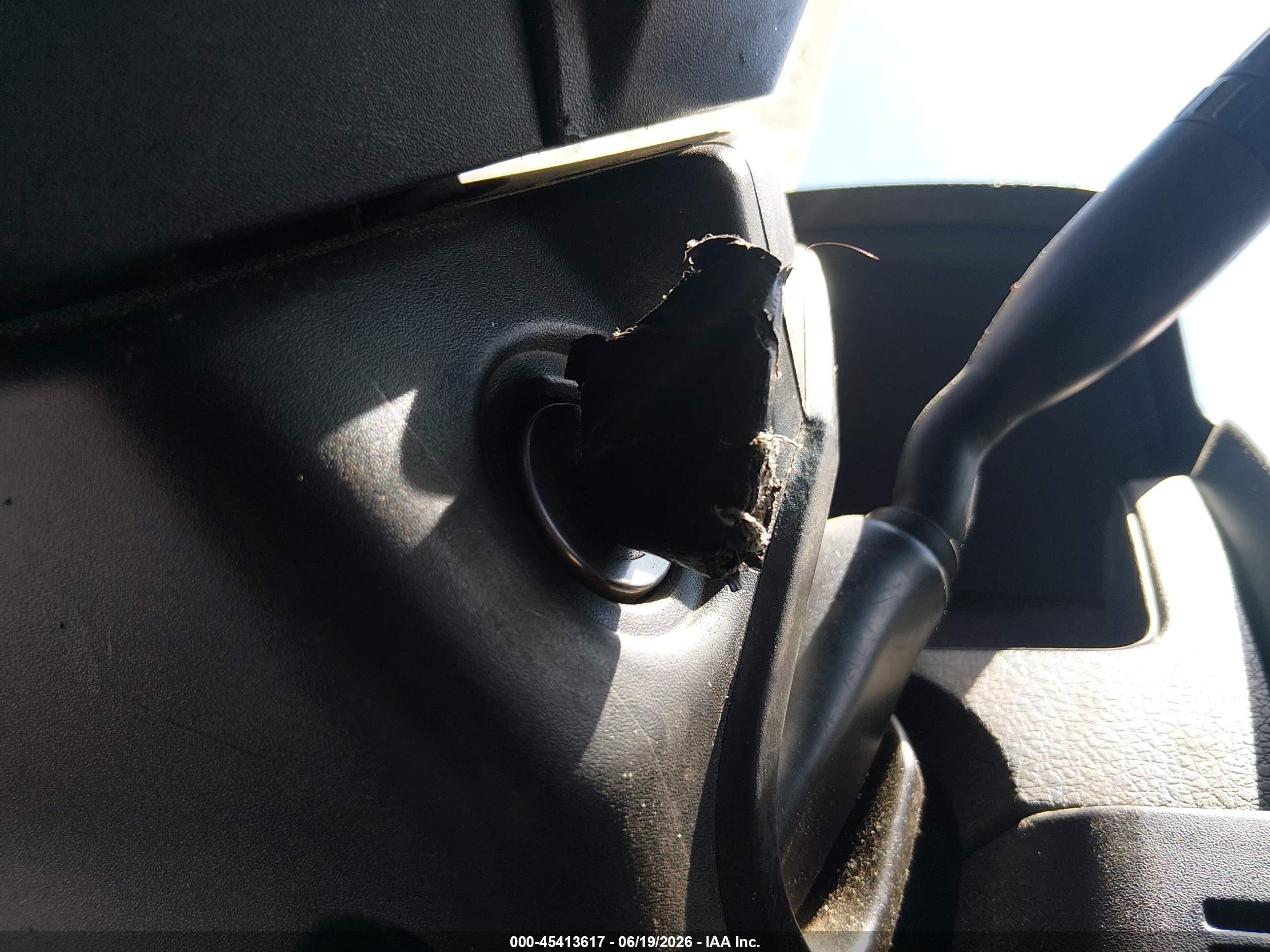 2012 Ford F-150 Xl Белый vin: 1FTMF1CM8CFC36739