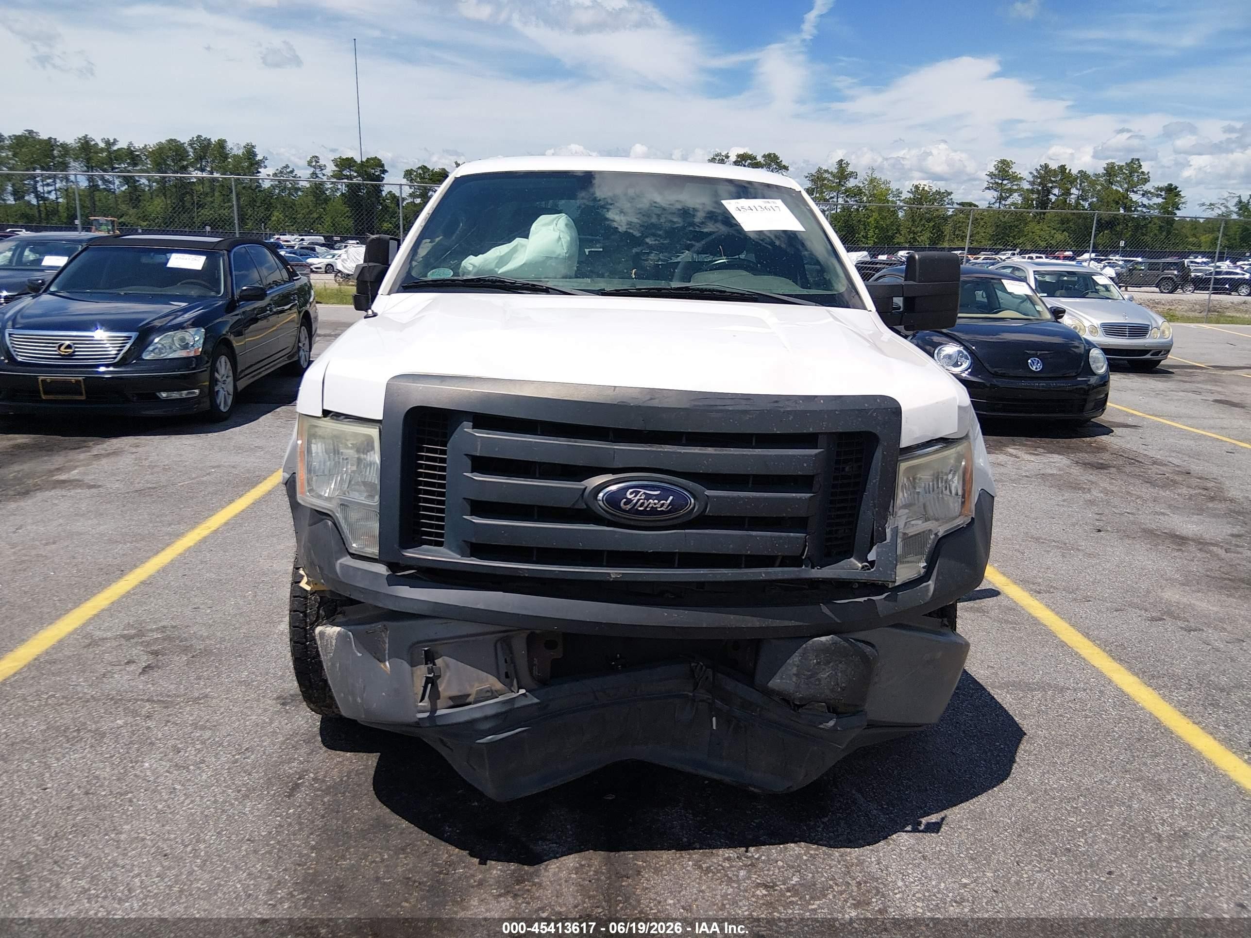 2012 Ford F-150 Xl Белый vin: 1FTMF1CM8CFC36739